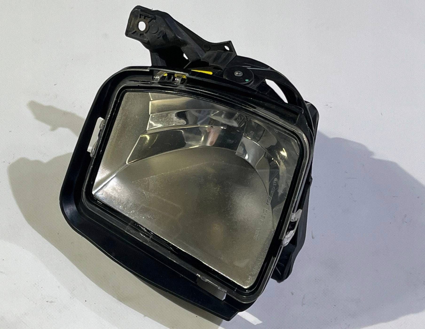 fog light right light right holder fog lights Dodge RAM 1500 2013