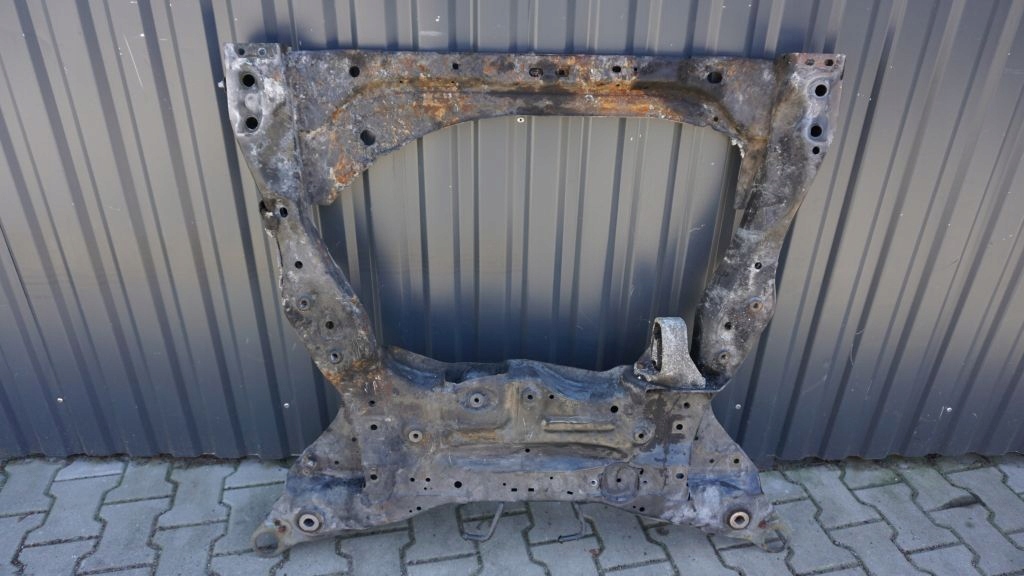 VOLVO XC60 XC90 II - axle beam suspension beam front