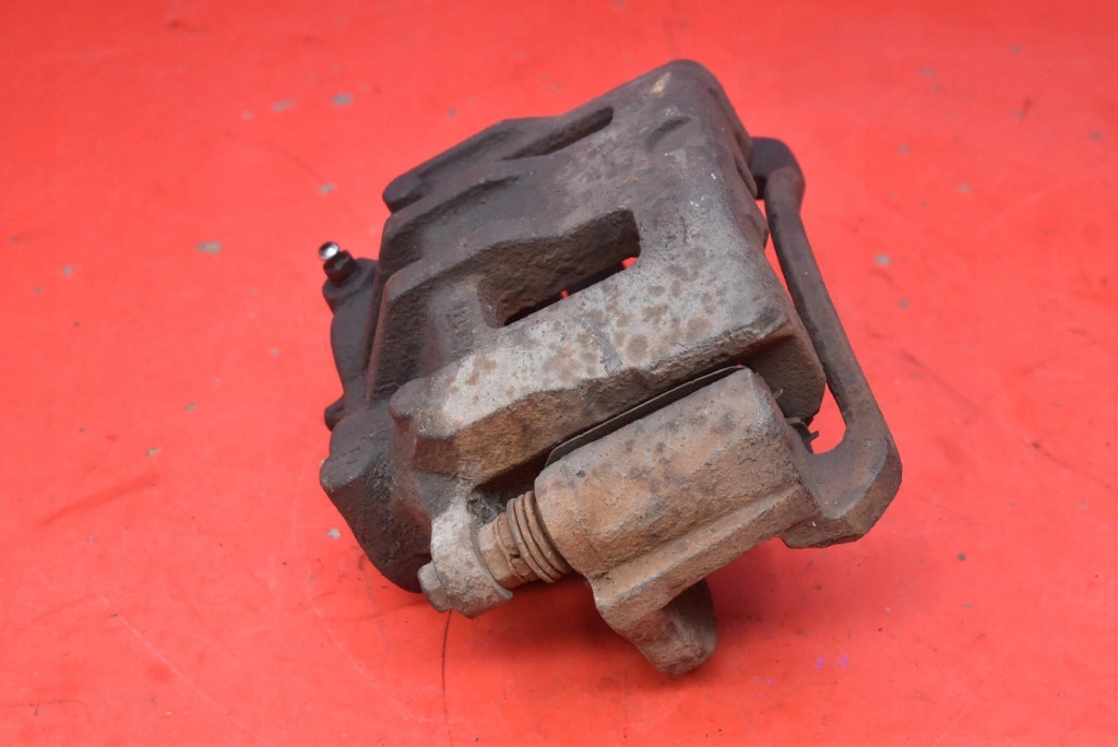 caliper brake right front HYUNDAI H1 2 II i800 2.5 CRDI 170 KM 07-20