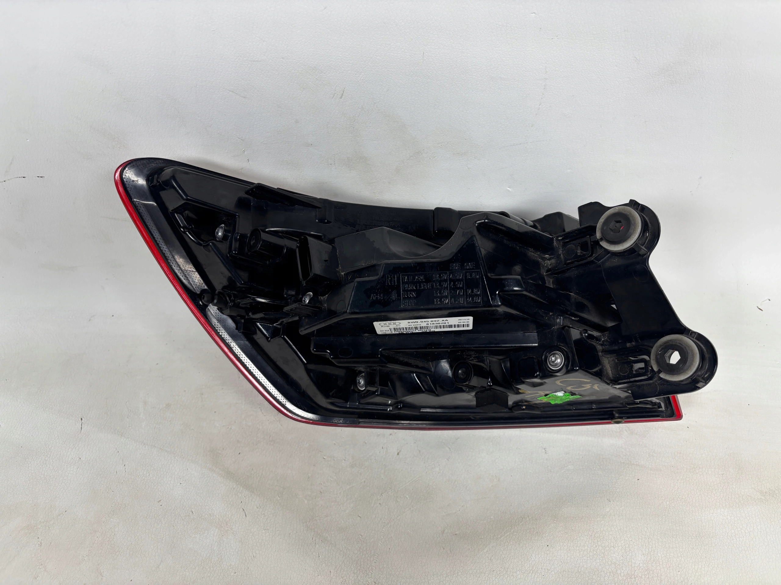 Audi A4 B9 light rear part rear 8W9945092AA