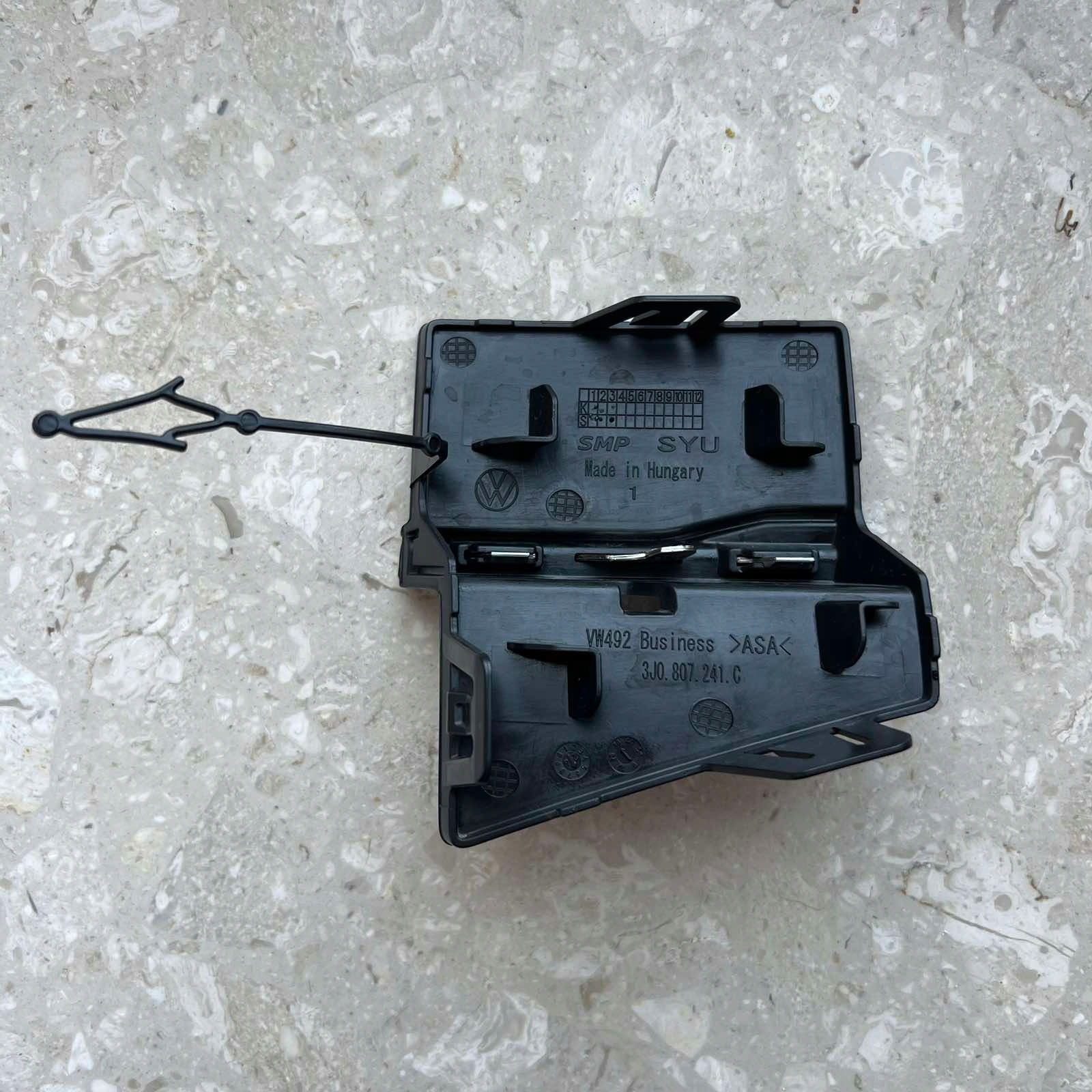 VW PASSAT B IX 9 2023- Copri Paraurti Anteriore 3J0807241C
