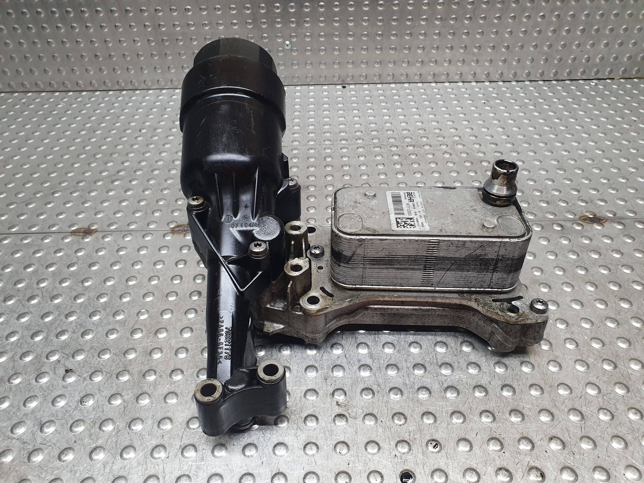 Ölfiltergehäuse 70321178 MERCEDES SPRINTER W906 W212 2.2 CDI 651