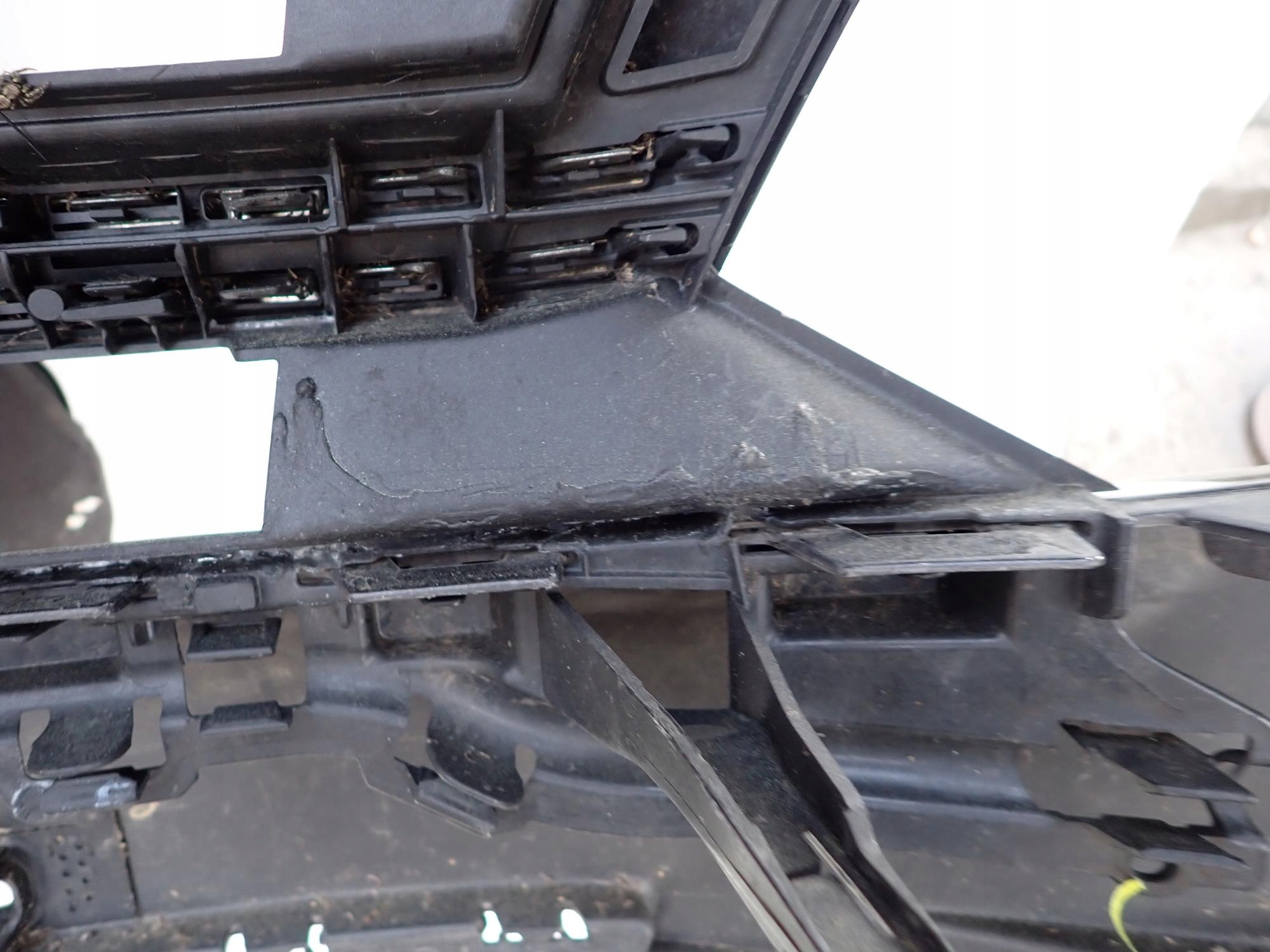 VW TIGUAN and 1 LIFT 11-16 bumper front front PDC SPR