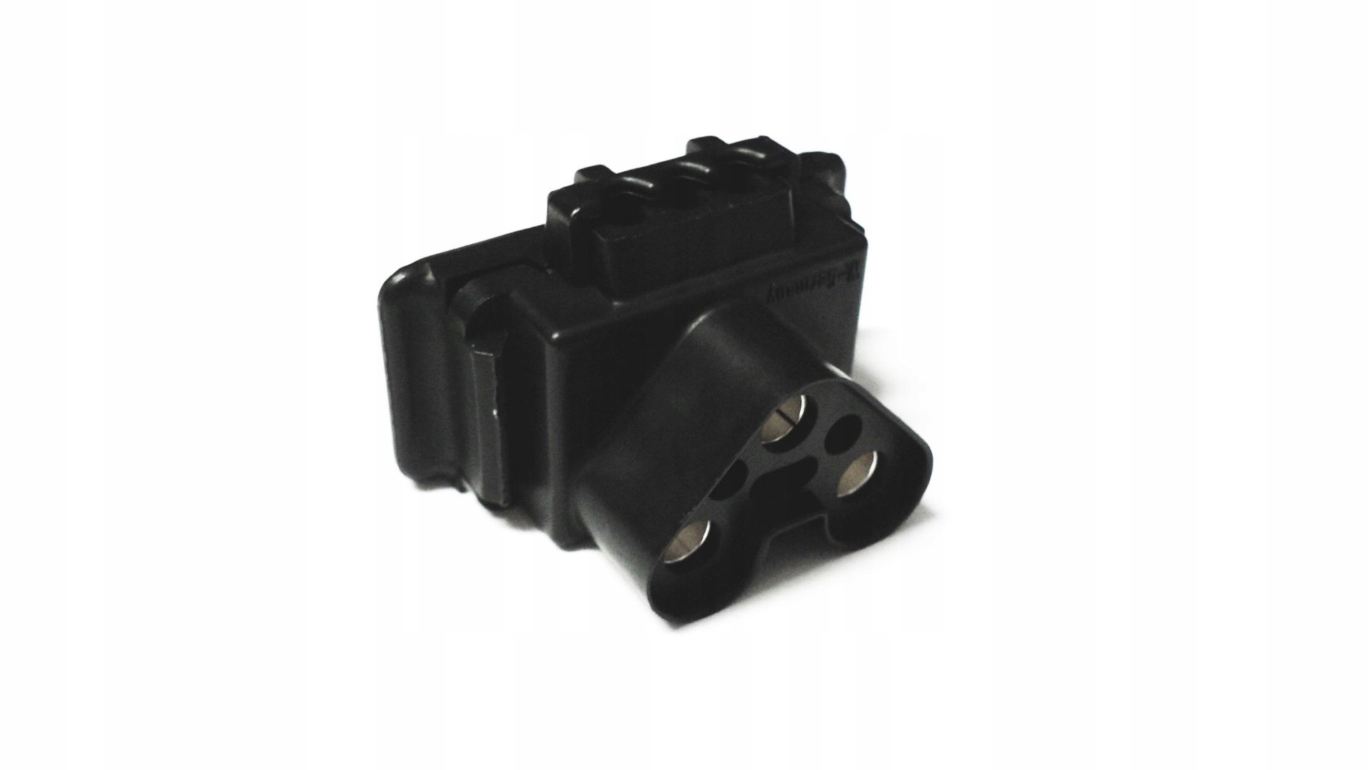 DB110-10B3 - Вилка куб генератор 3 PIN MERCEDES W108 W113