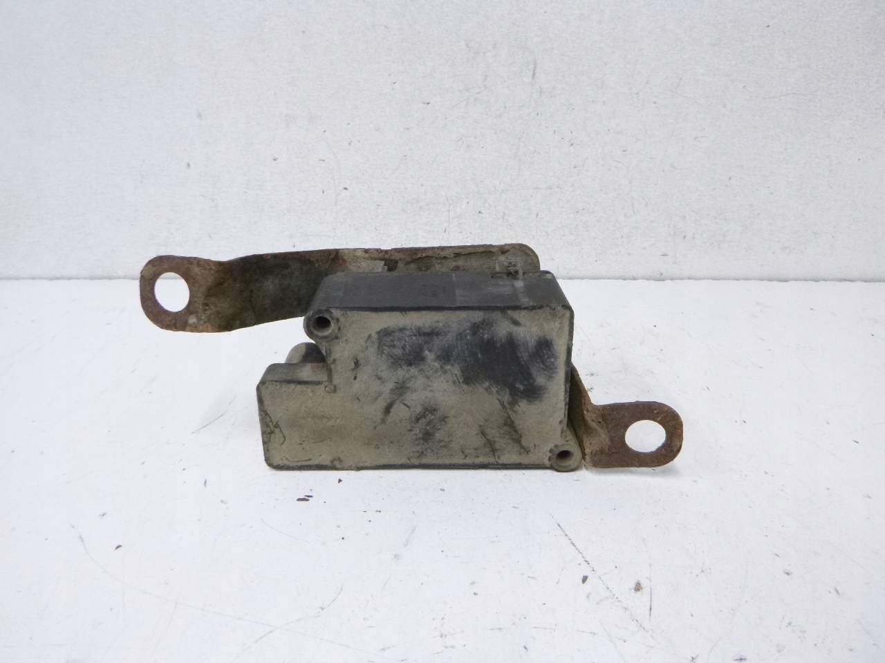 Blok Rozdzielacz springing Audi A6 C5 Allroad 4F0616013