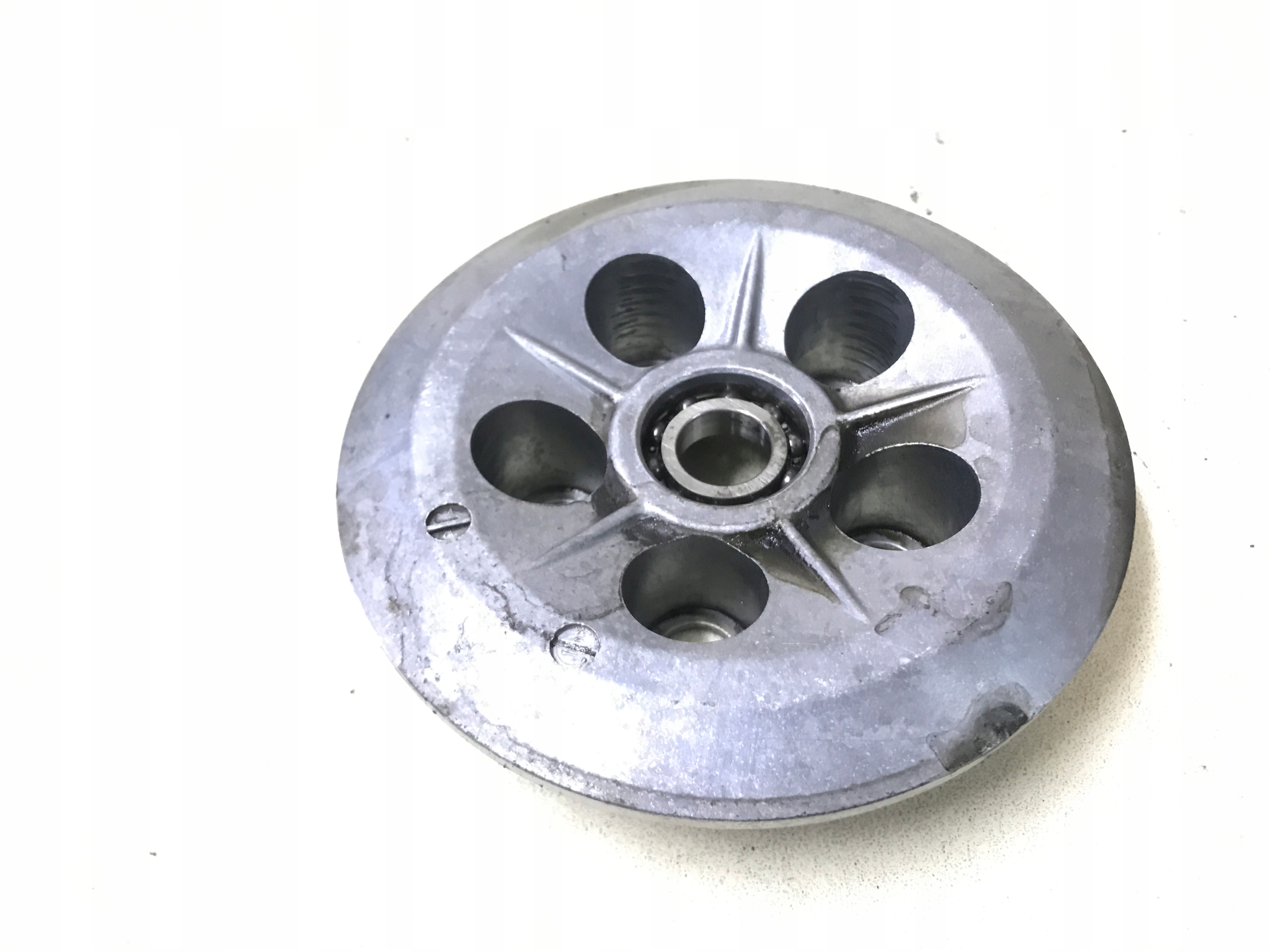 HONDA CBR 1000 RR SC 57 ЗАТИСКАЧ ЗЧЕПЛЕННЯ КОШИК