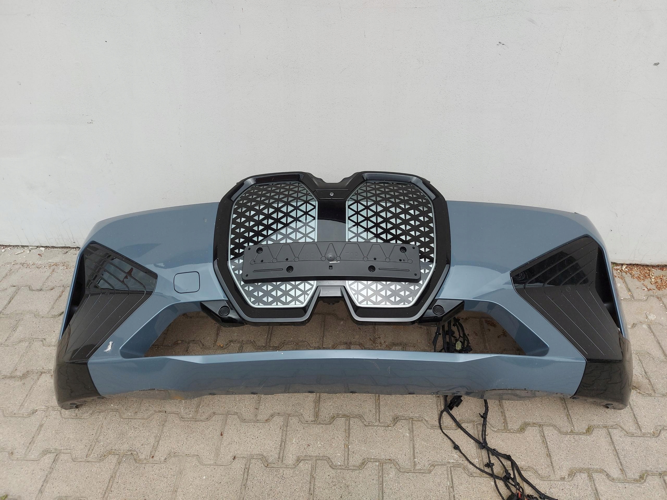 BMW iX i20 2023, Xdrive50 bumper front front complete RADARY grey C3N