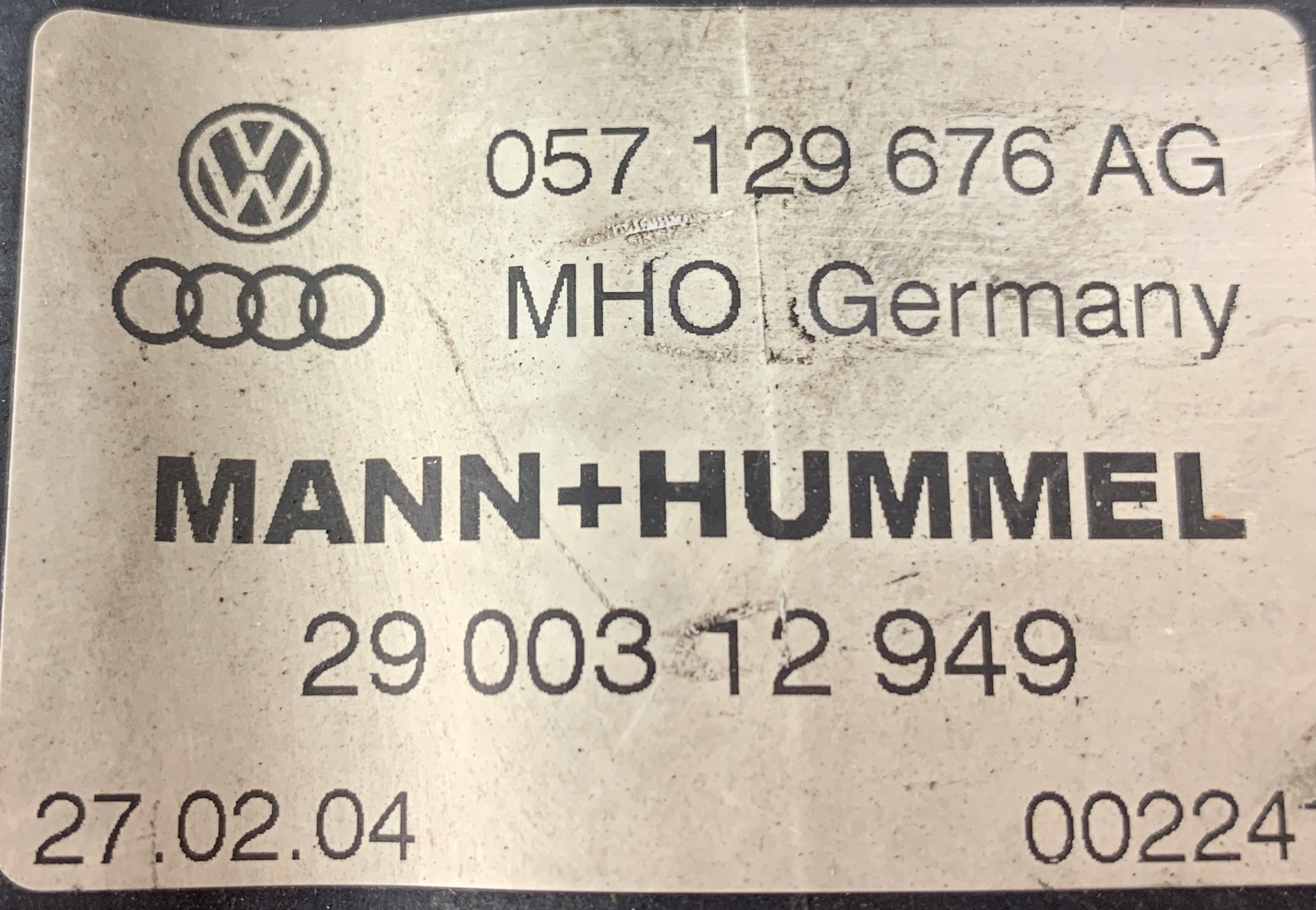 intake manifold AUDI A8 D3 057129676AG