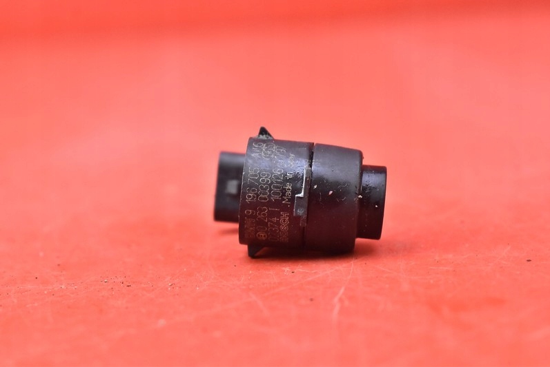 Sensor Parken PDC vorne 9196705 BMW E90 E91 08-13