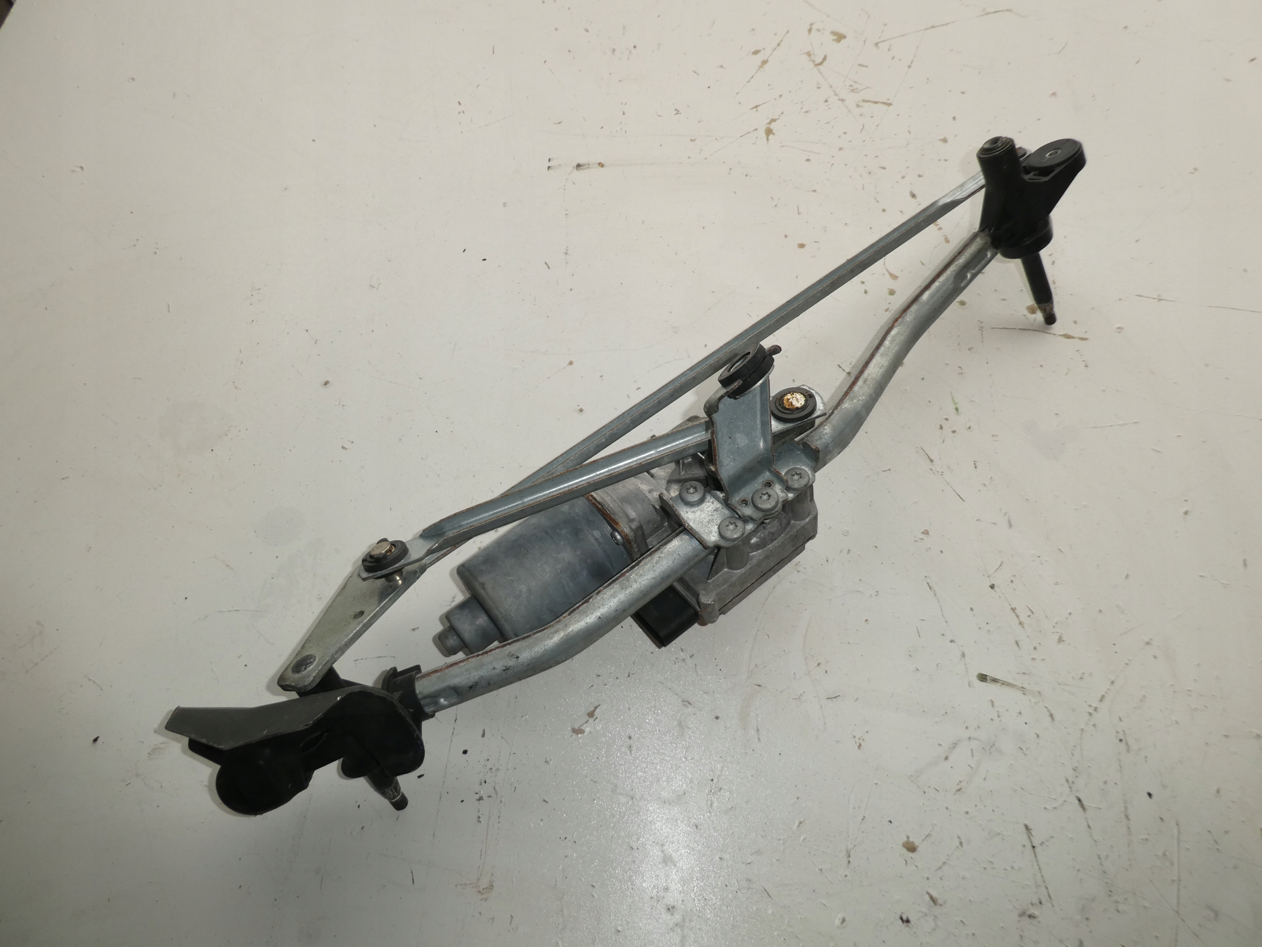 WISCHERGESTÄNGE AUDI A4 B8 8K1955119A