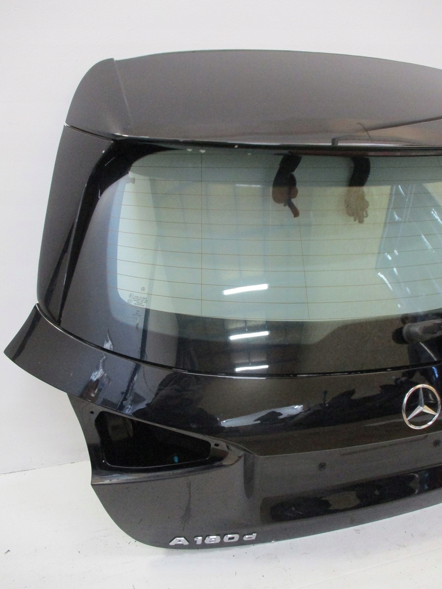 Klapa tylna Mercedes A KLASA 177 19R KAMERA Typ samochodu Samochody osobowe