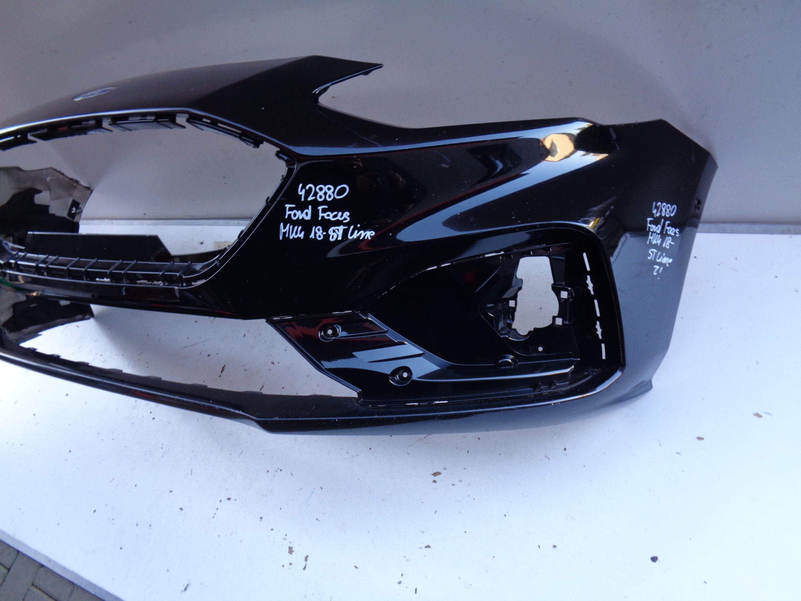 front bumper FORD FOCUS MK4 18- ST-LINE NR 42880