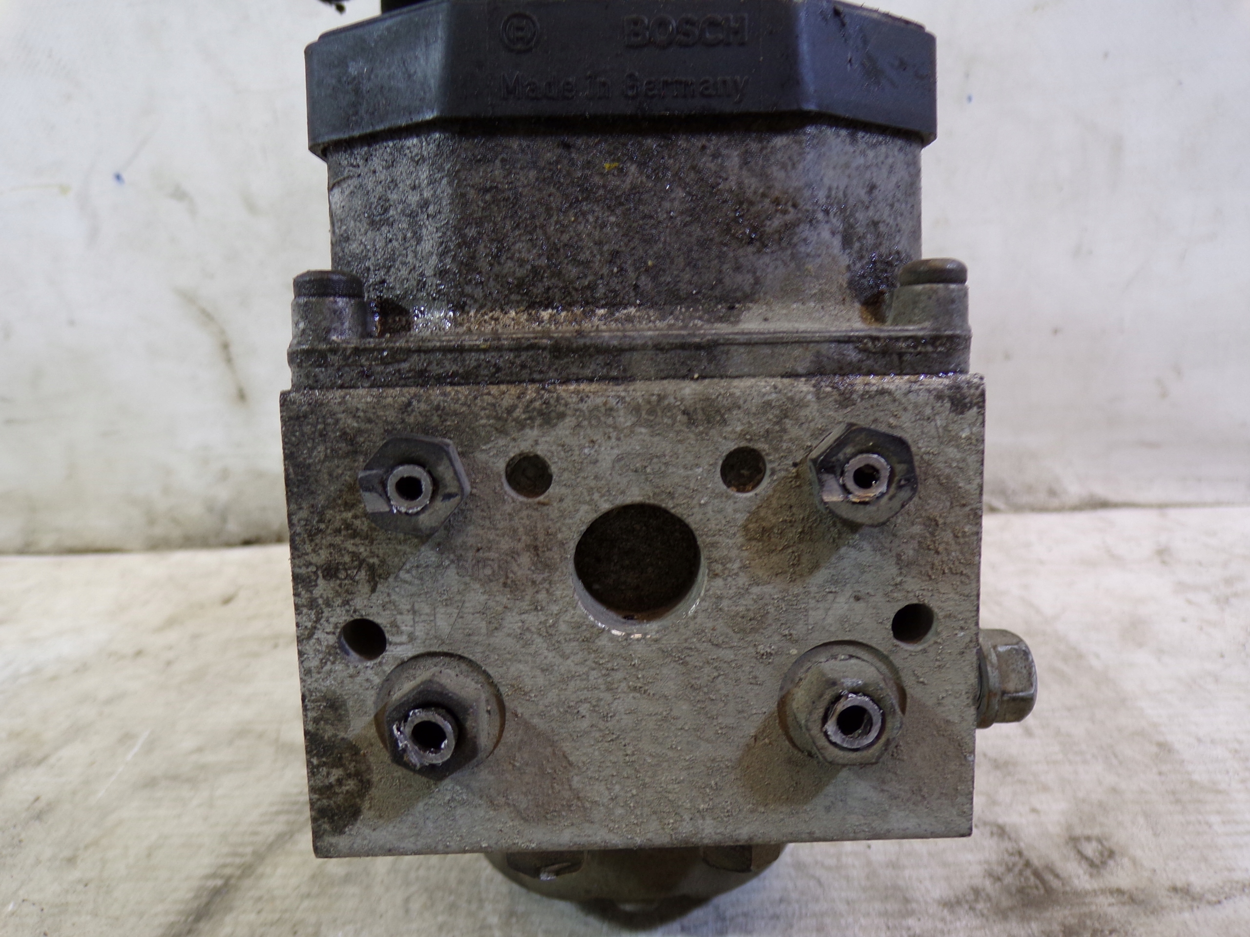 Pompa ABS VOLKSWAGEN TRANSPORTER T4 0273004211 (2)
