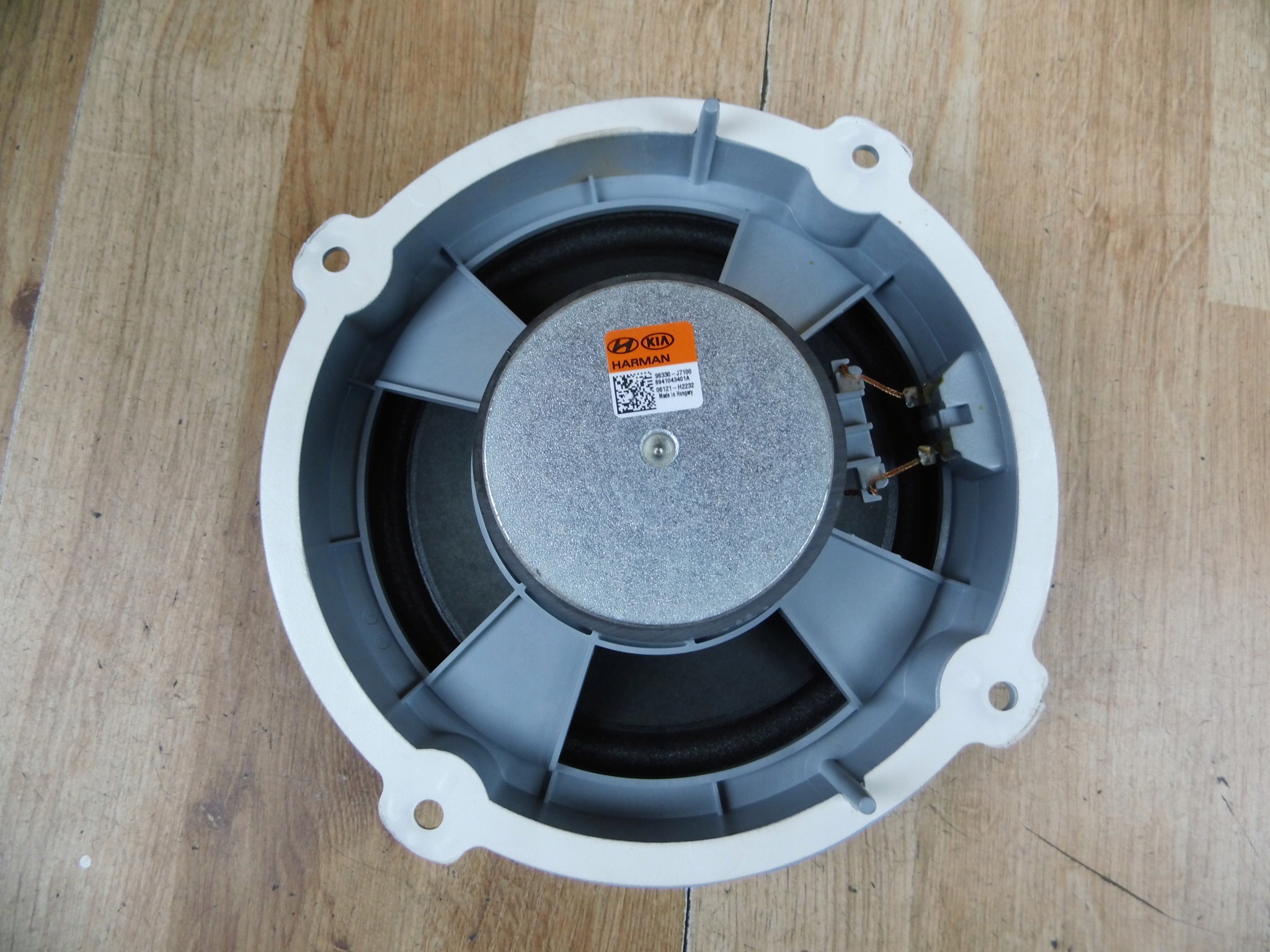 KIA Pro Cee'd III speaker door front HARMAN 96330-J7100