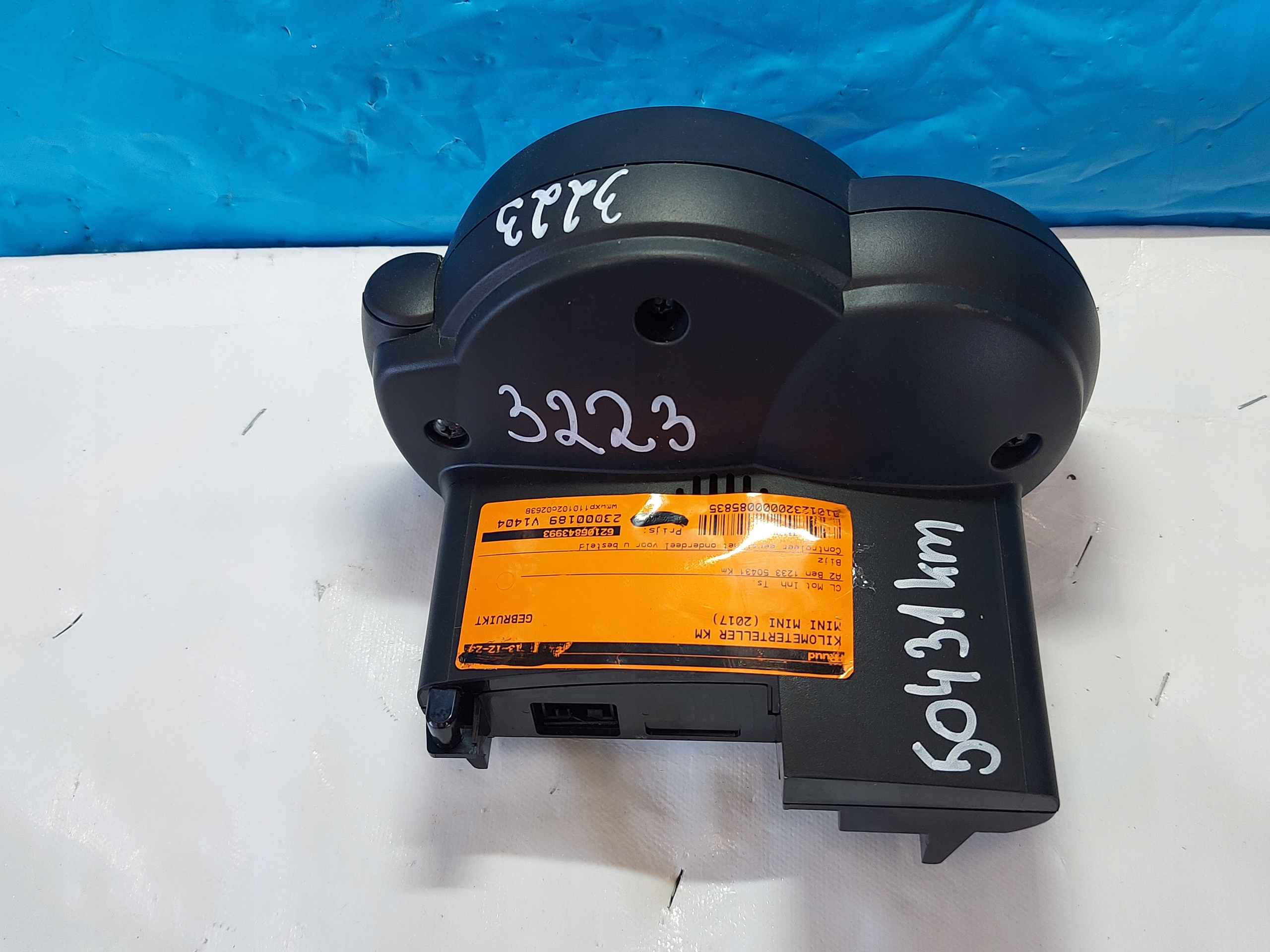 dials clock MINI F55 1.2 B 2017R 684399303