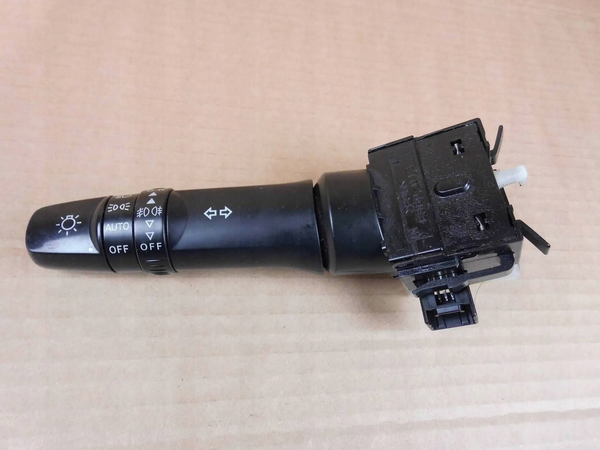 Mitsubishi ASX Interrupteur commande phares feux Indicateurs de direction manetka 8614A129