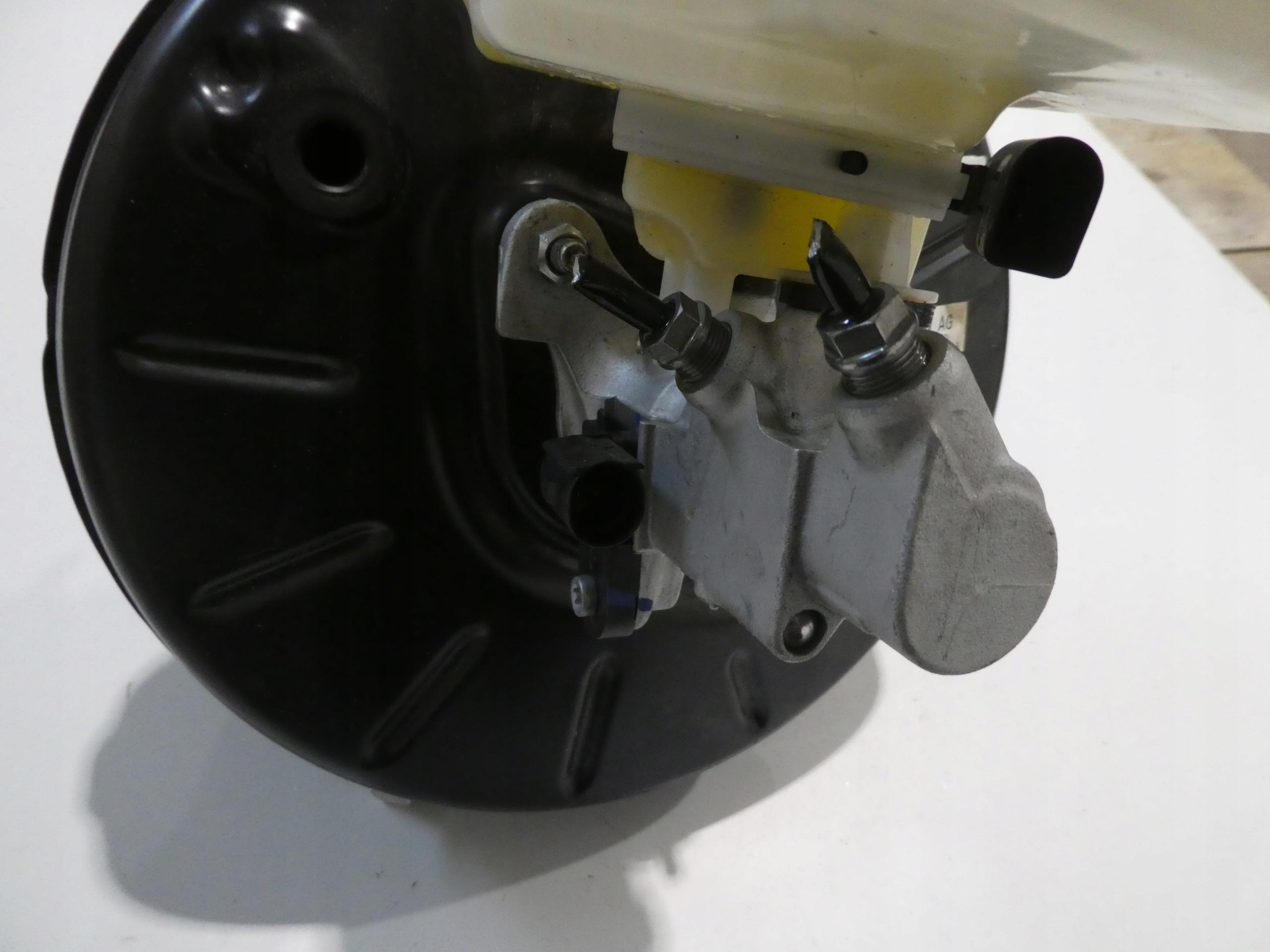 servo VW AUDI SKODA 5QH614105
