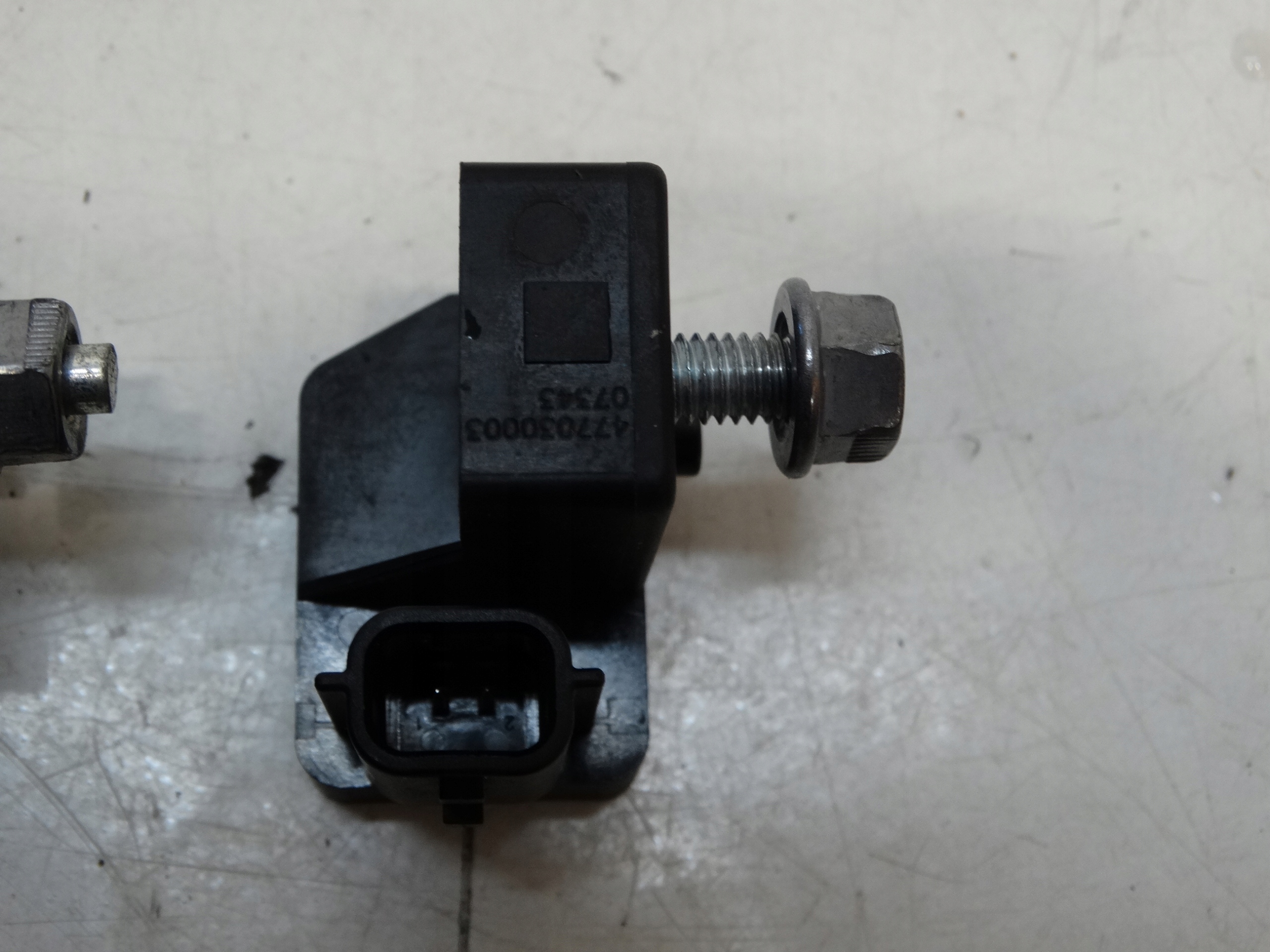 impact sensor RENAULT LAGUNA III 477030003