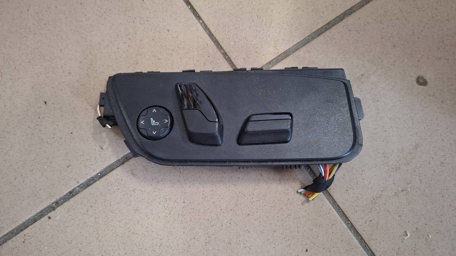switch control seat front side right BMW 5 G30 G31 G38 9330918