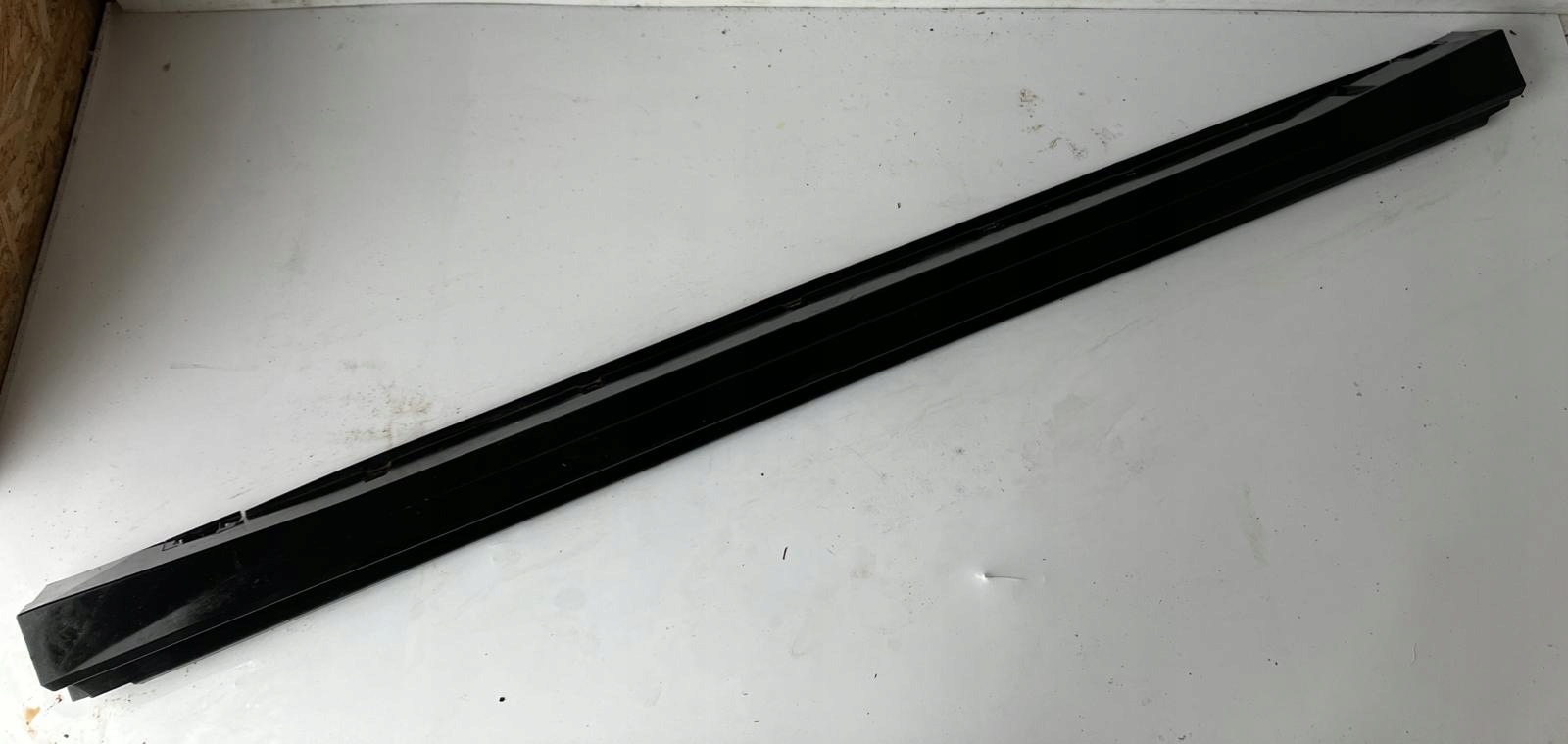 moulding threshold right RENAULT MEGANE V E-TECH 764184243R