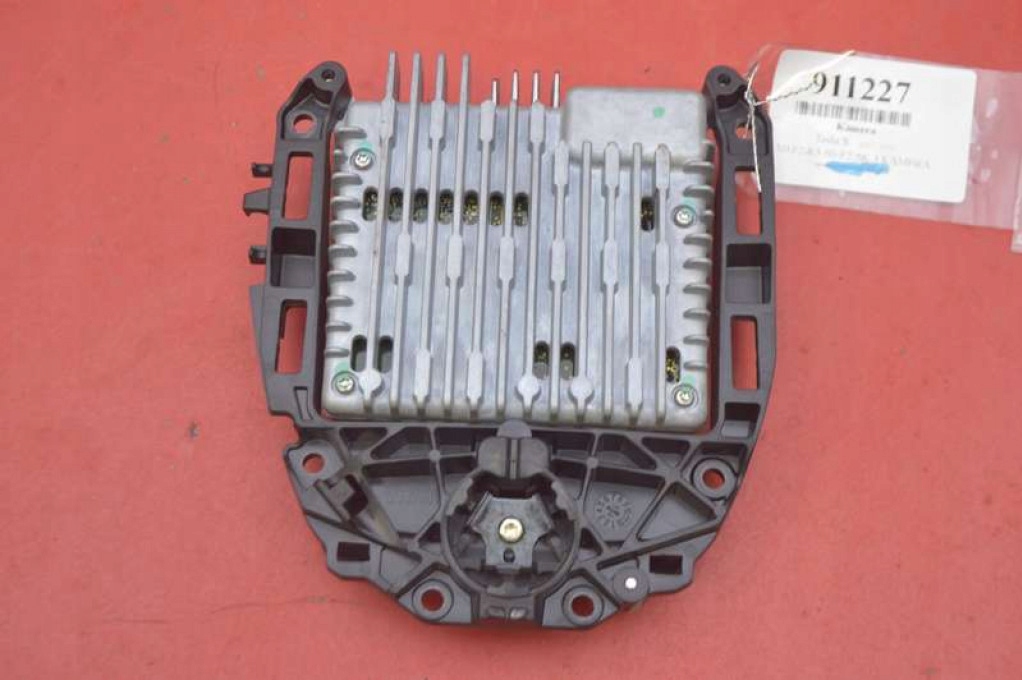 KAMERA MONOKAMERA 1038482-99-H TESLA MODEL S 12-20