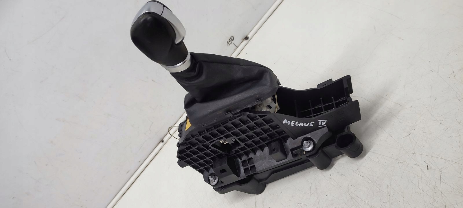 trim gear lever automat Renault Megane IV