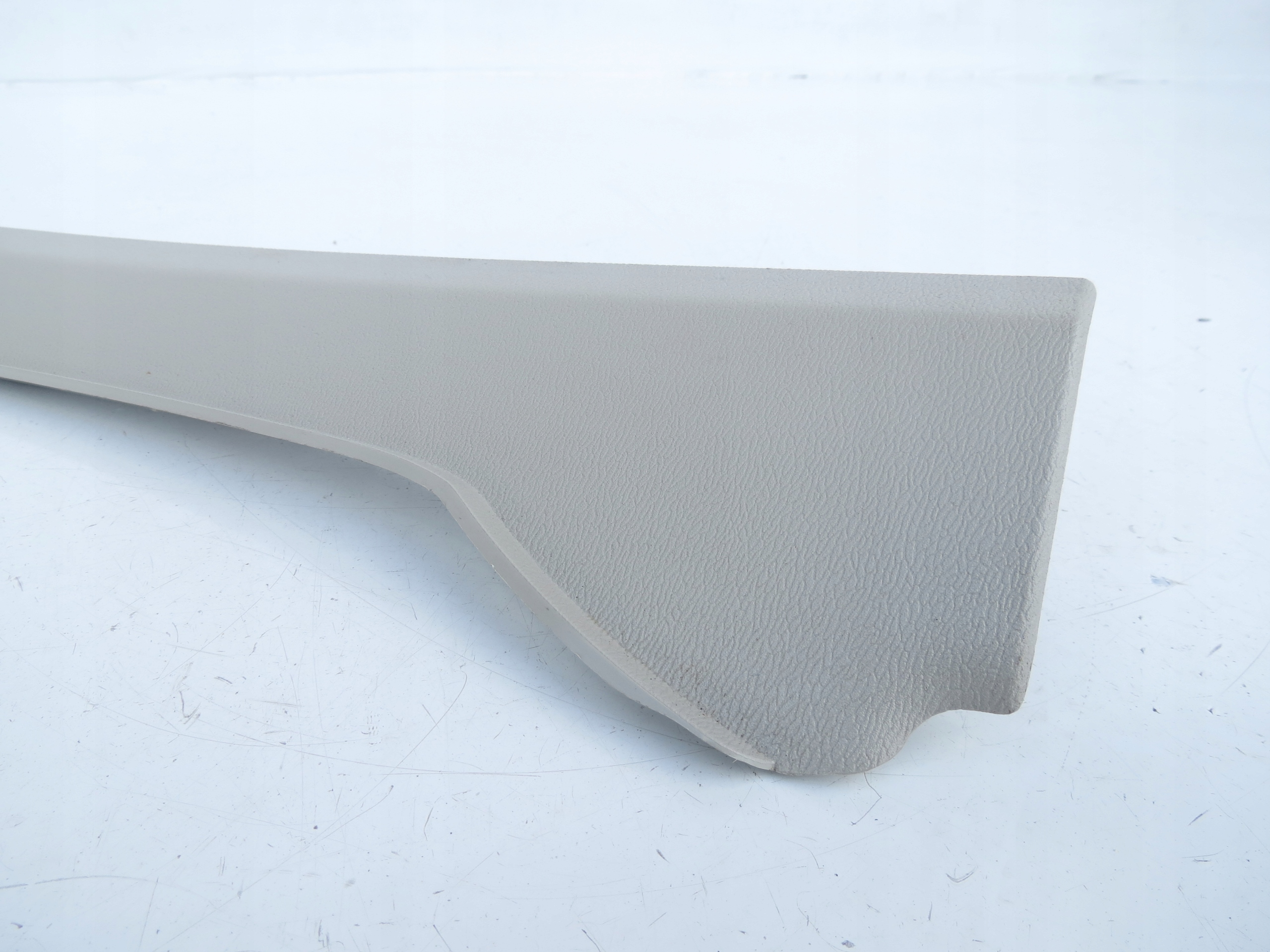 cover moulding SLUPKA A right front VOLVO XC60 II