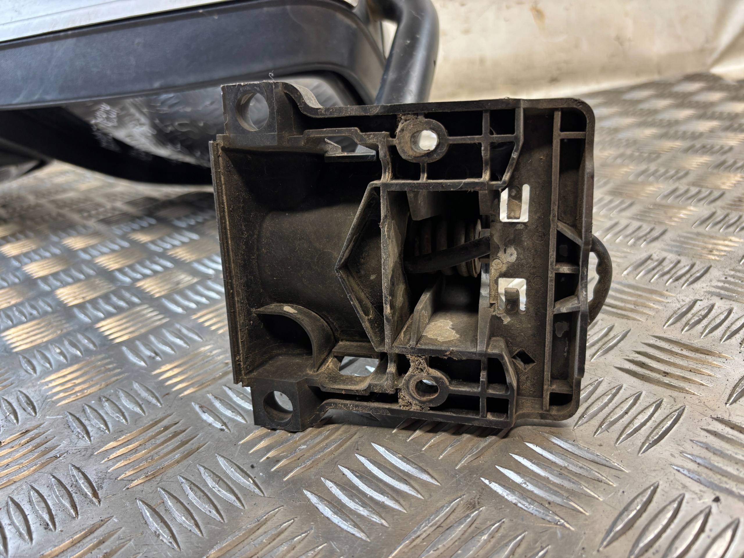 SPECCHIETTO RETROVISORE sinistro Renault Premium