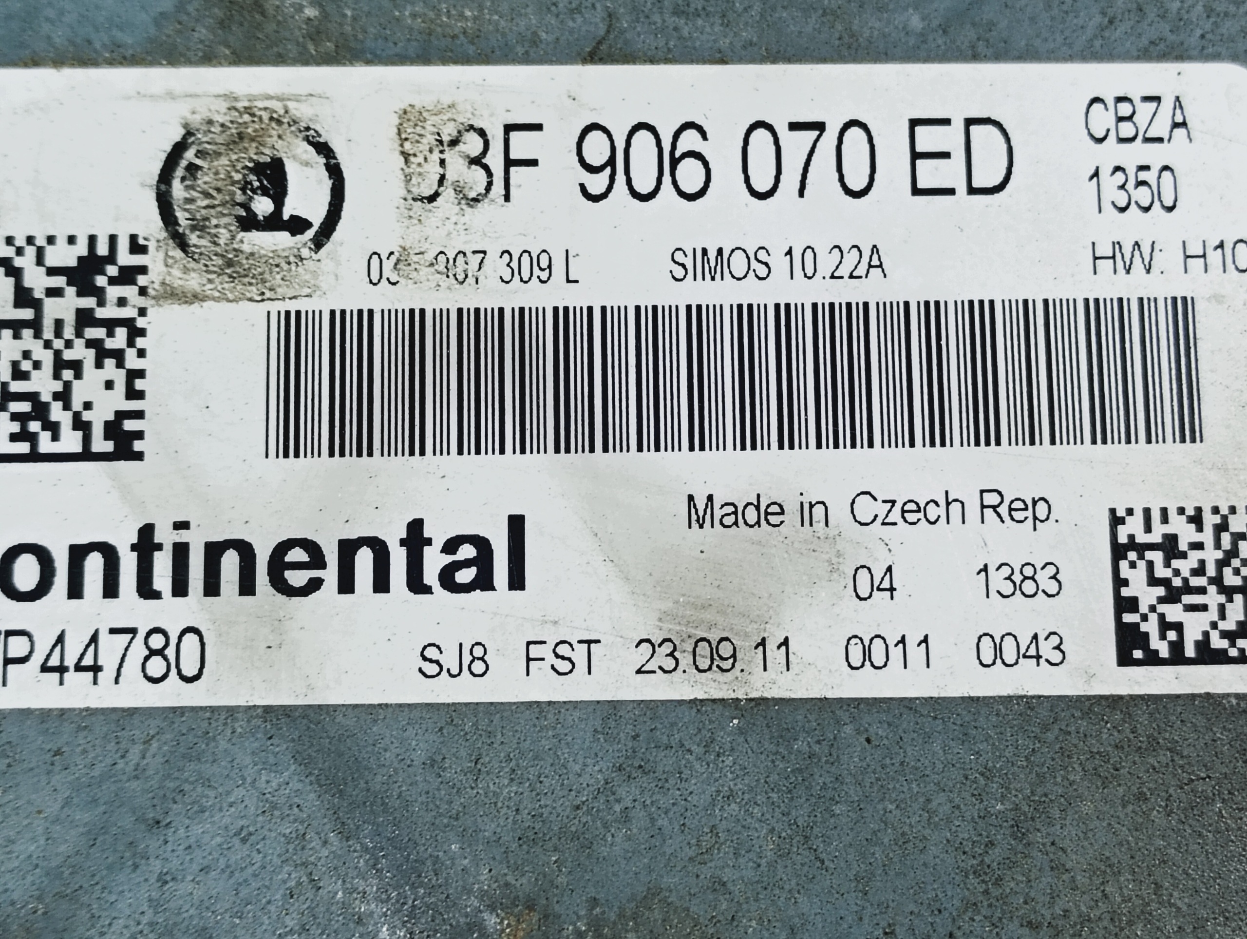computer control unit of the engine OE 03F96070ED SKODA Fabia II 10-14 KOMBI
