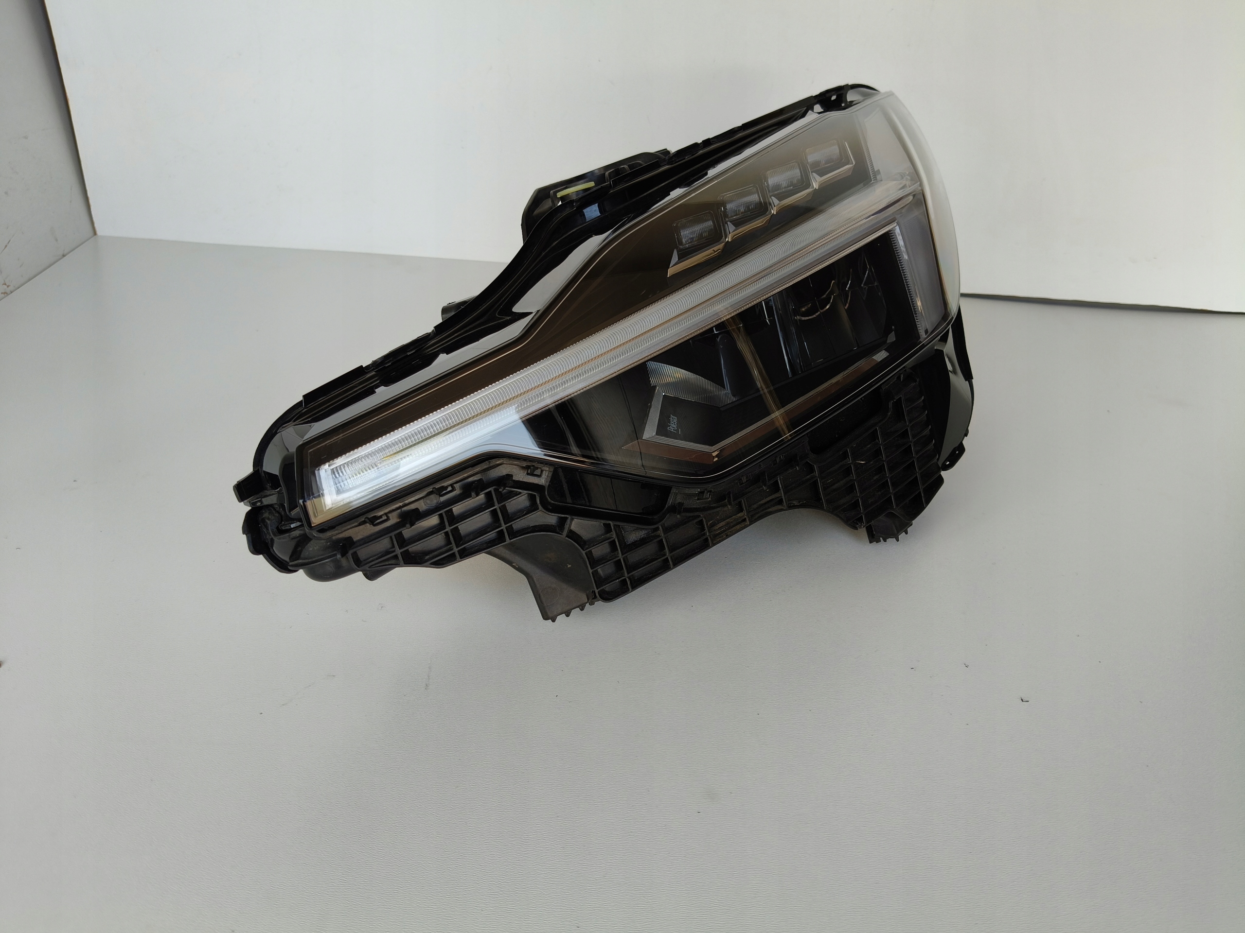 light left REFLEKTOR VOLVO POLESTAR 2 21- FULL LED