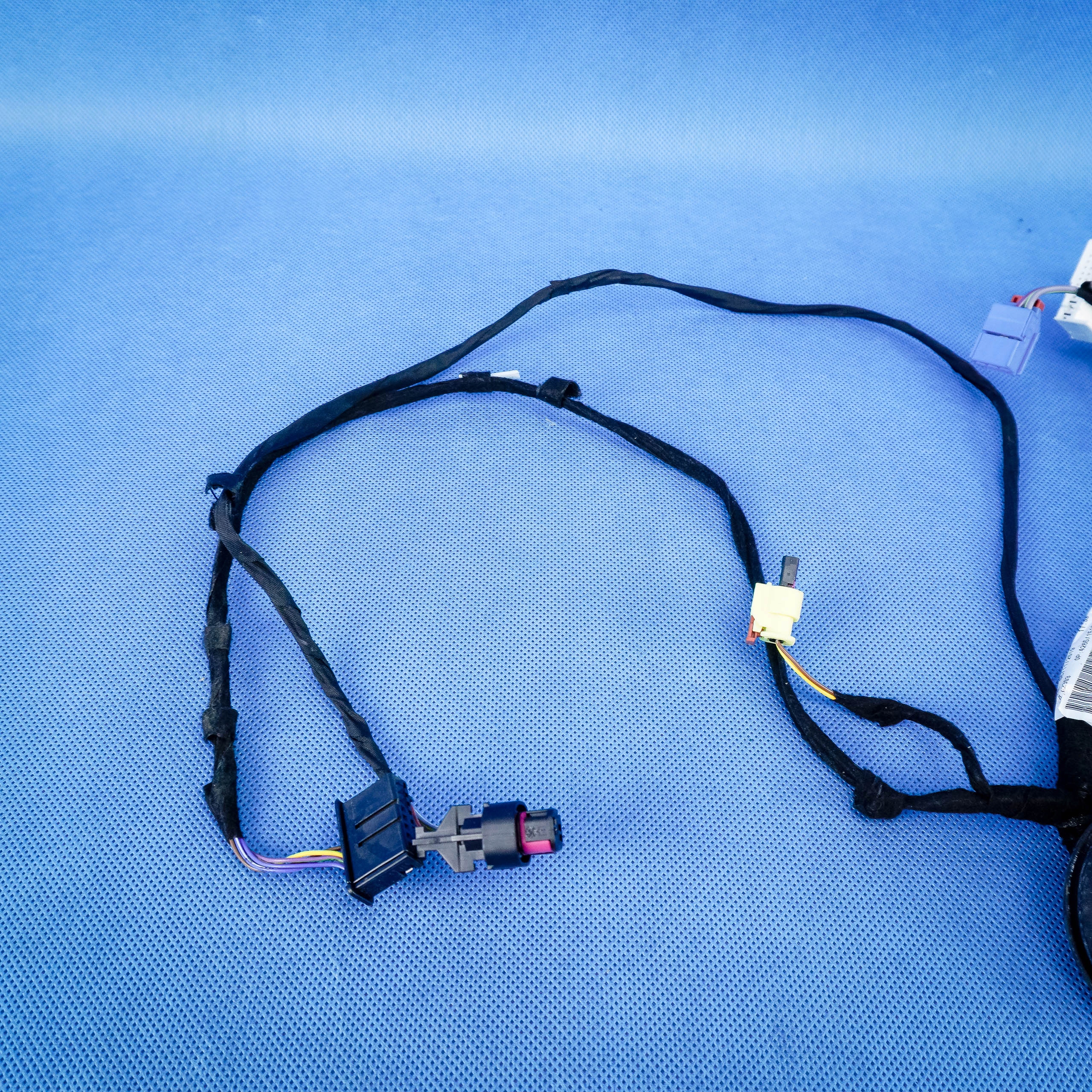 bundle electrical door front right Audi Q3 83A 83A971030PS 4H0972702