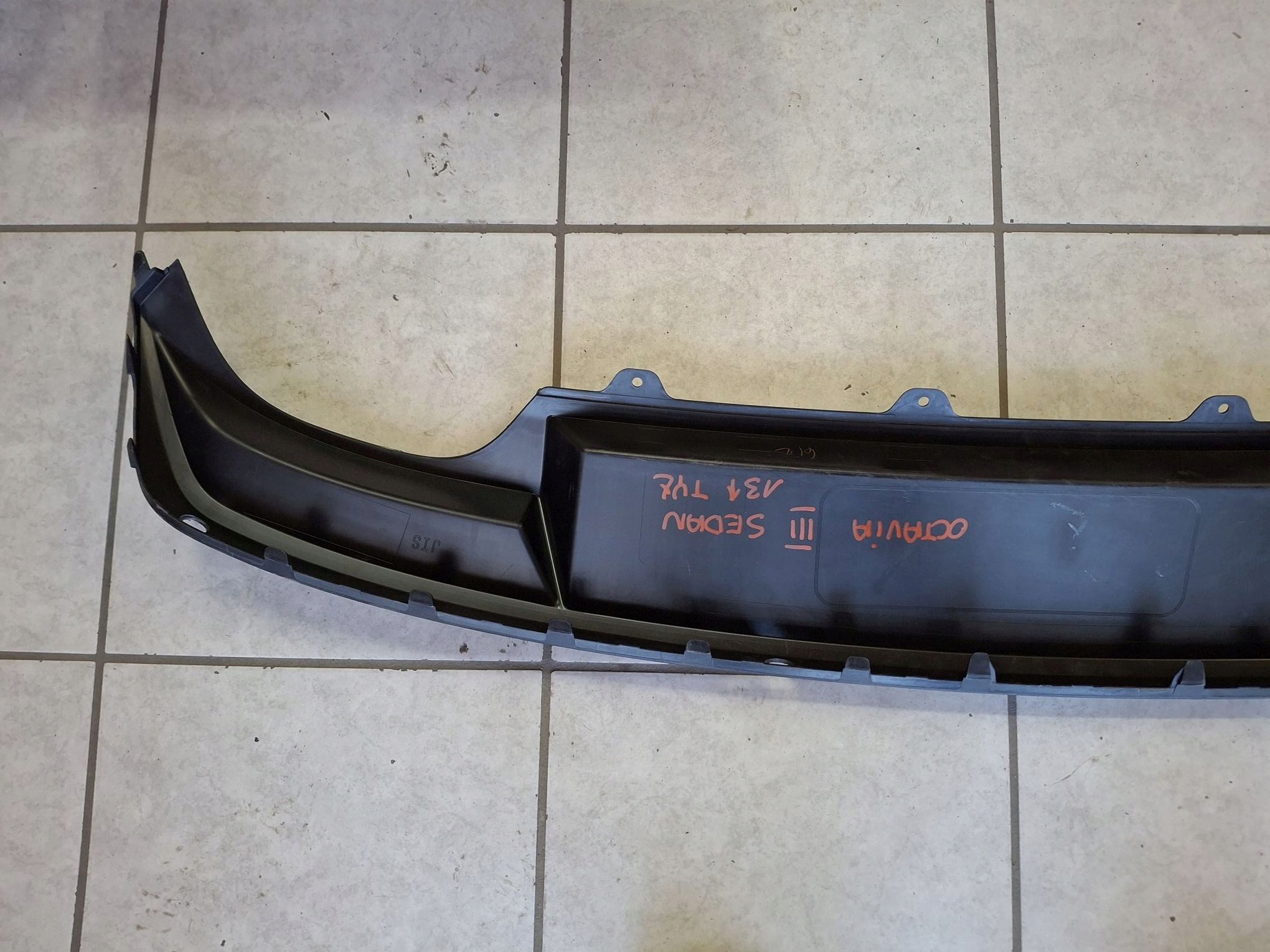 SPOILER Pare choc Arrière SKODA OCTAVIA III Berline 2013R->