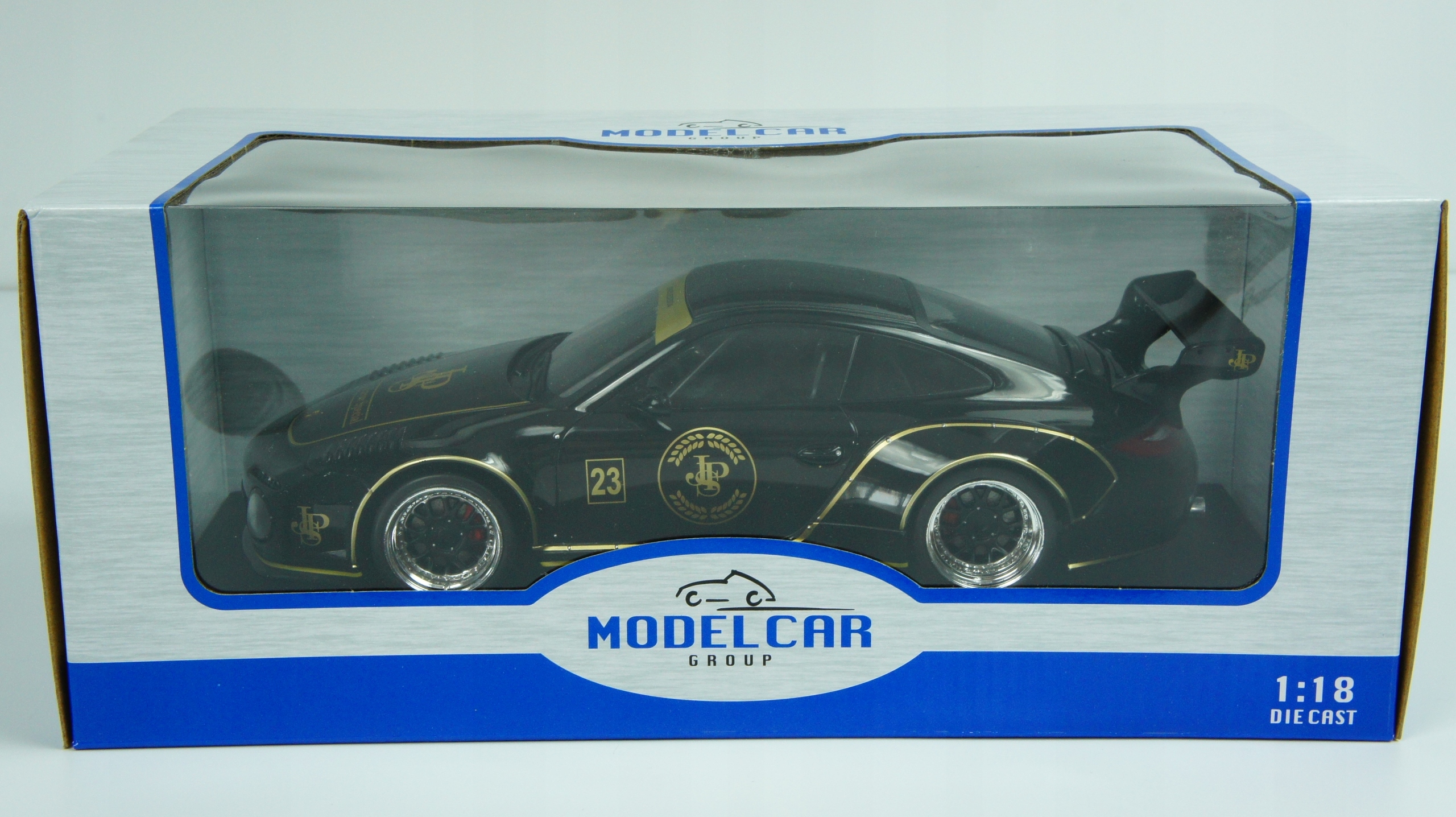 Model 1:18 Porsche 911 (997) Rwb Old & New black Jps 2020 MCG18326
