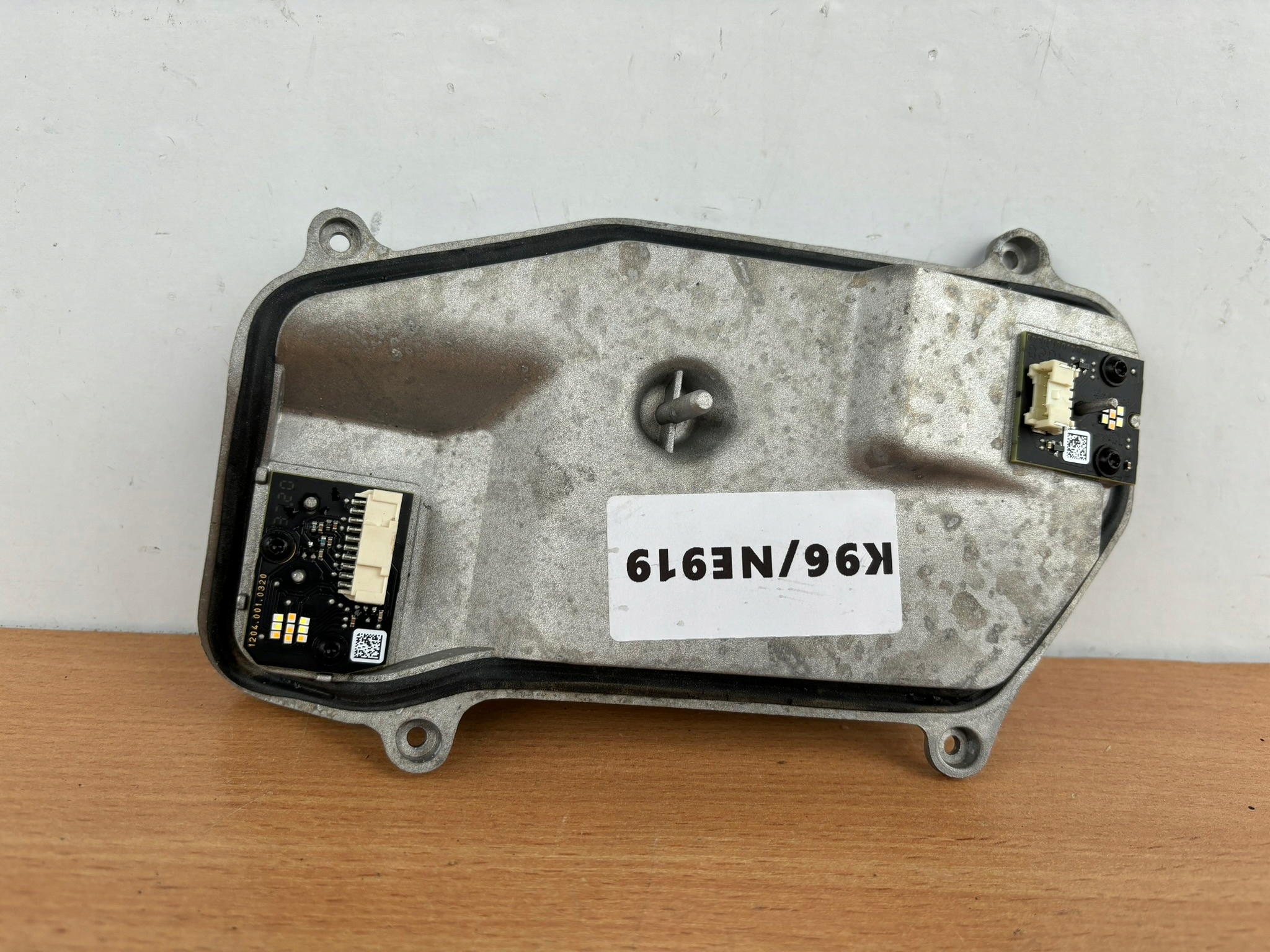 VW CADDY 2K8 module control unit lights LED left 12040010310 K96/NE919