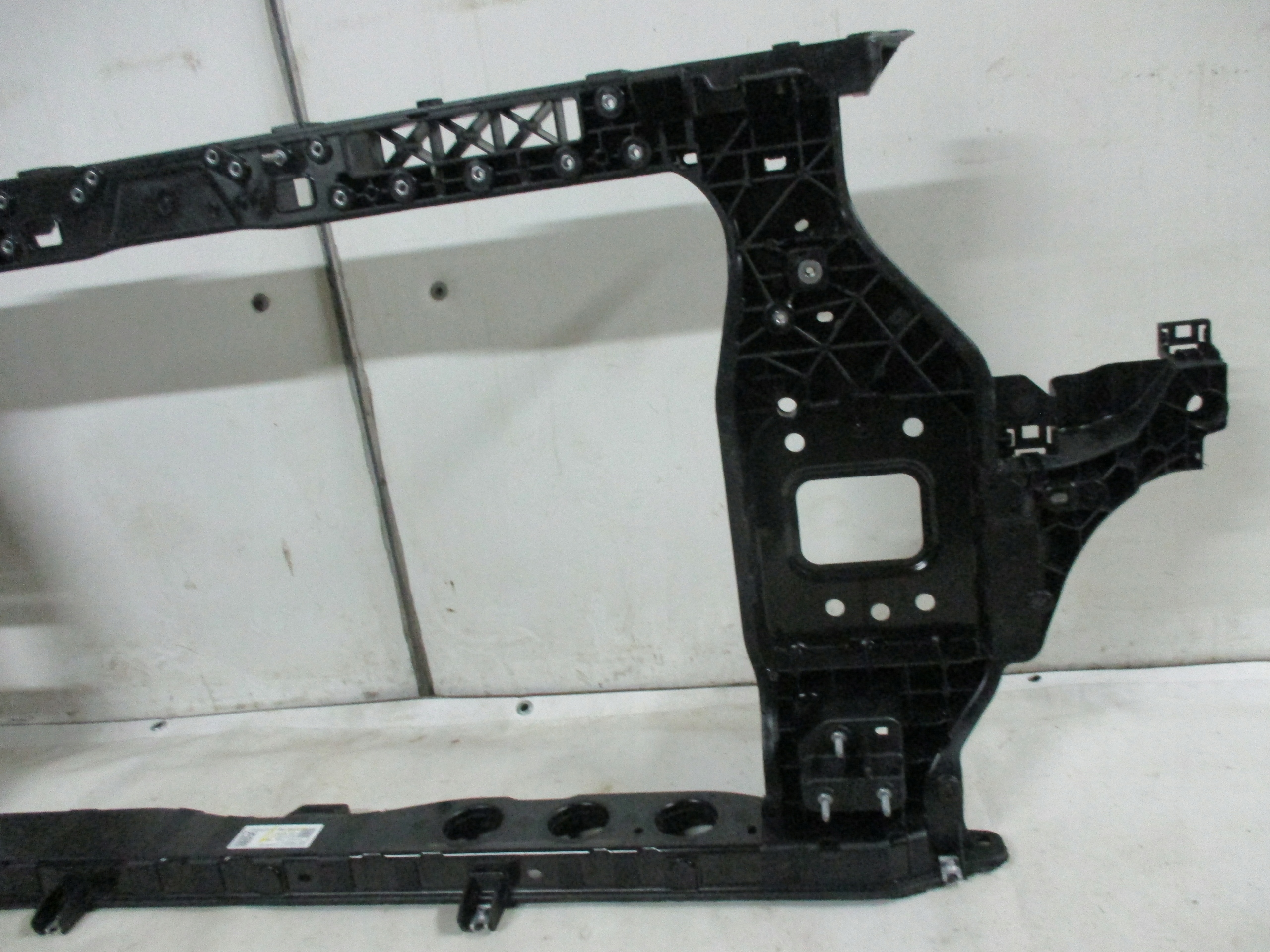 bar, wall front Kia Sportage 5 V 21r- 64110-R2000