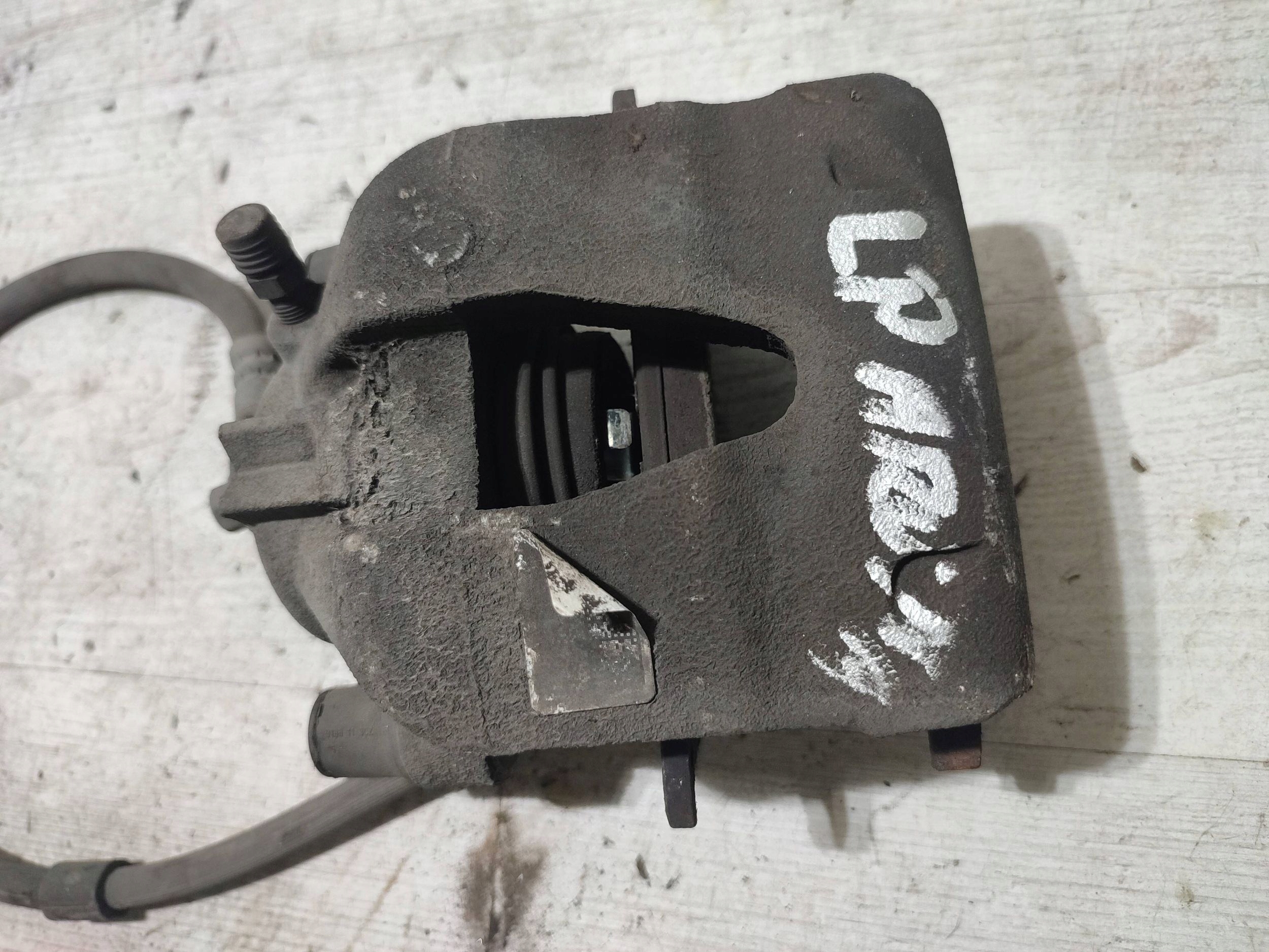 Seat Arona 2019 front side left caliper brake front
