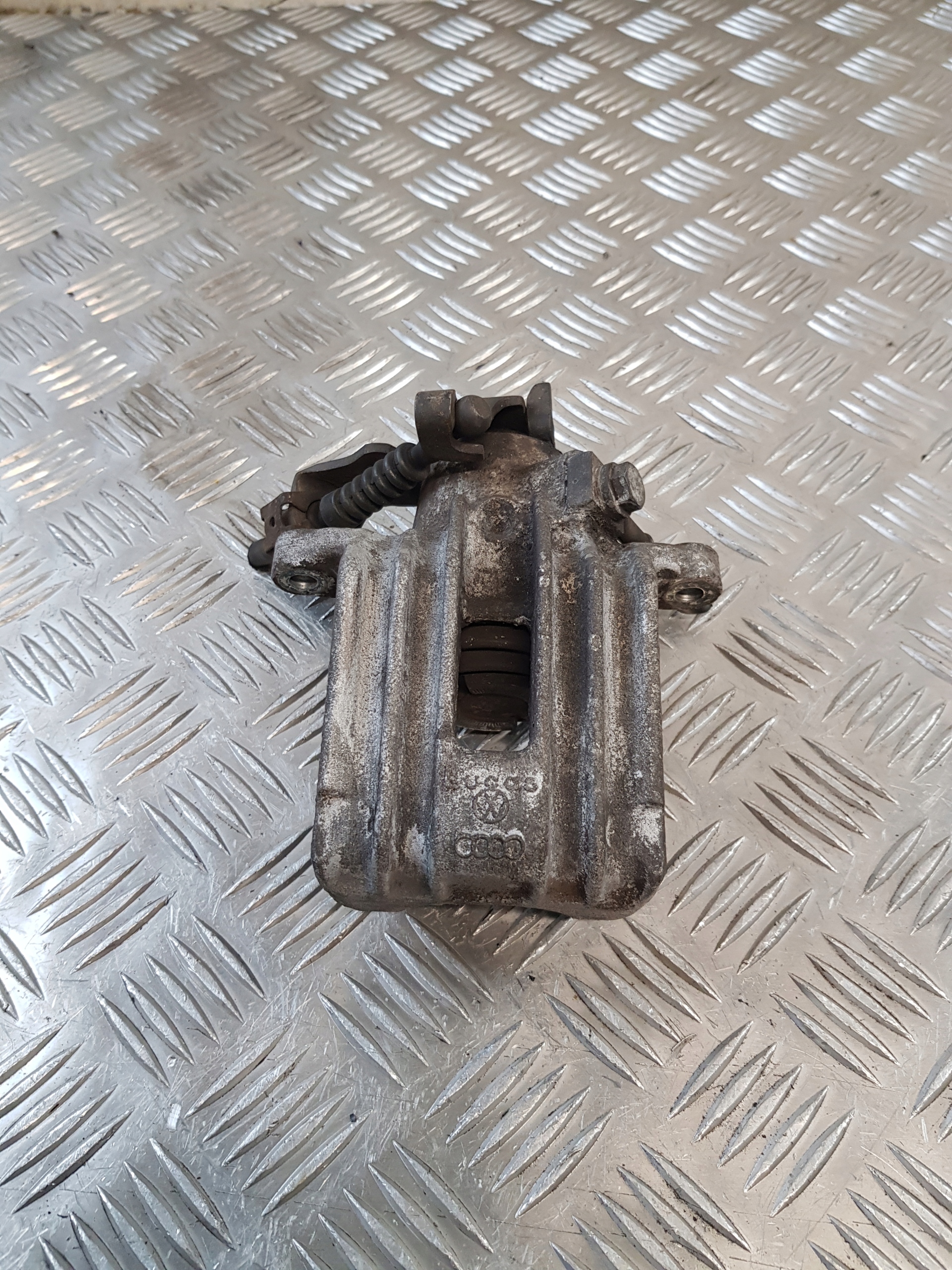 caliper brake right rear part VW BORA