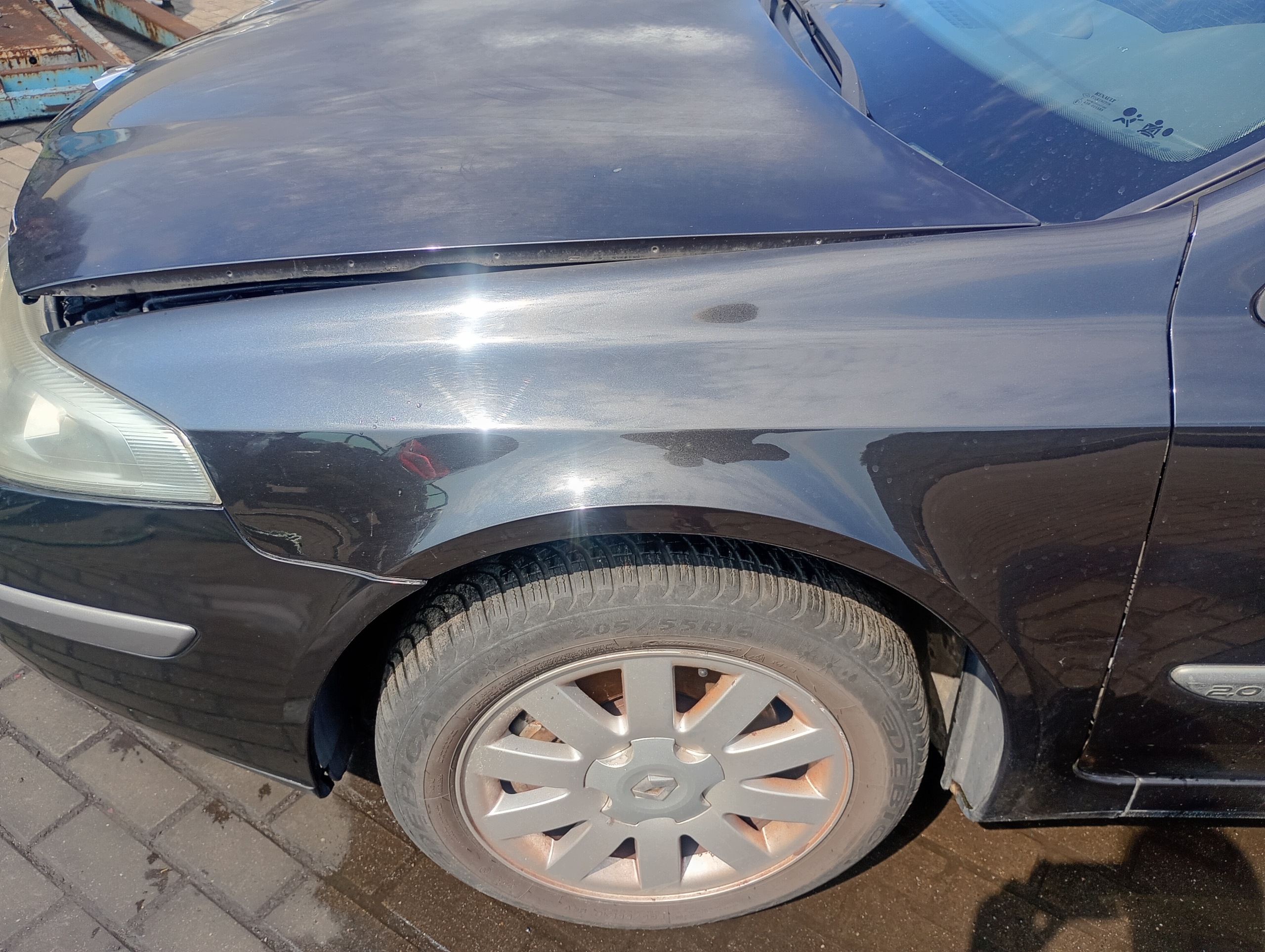 fender left front front Renault Laguna 2 II 02-07 kod lakieru NV676