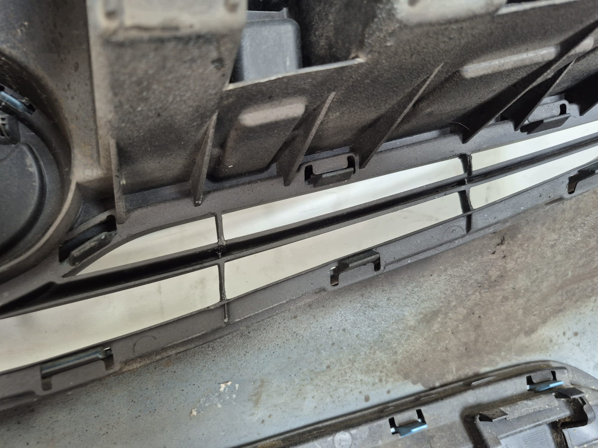 TOYOTA AYGO and LIFT 12- bumper front front 52119-0H110