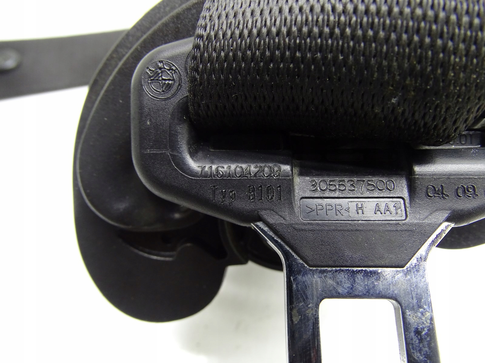 tension belt safety right front BMW X5 E70 X6 E71 7161042