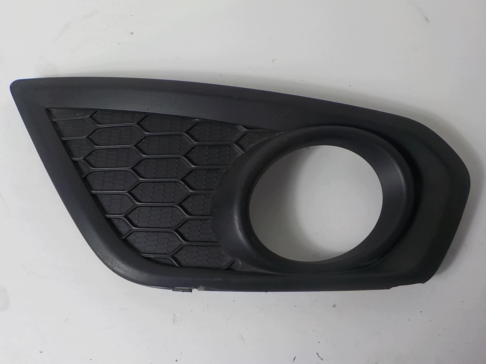 VOLVO C30 grid fog lights grille W bumper right front front 31298172