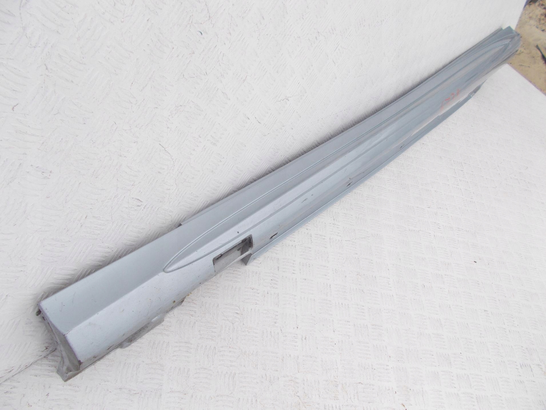 Mercedes E 212 AMG LIFT moulding threshold threshold left