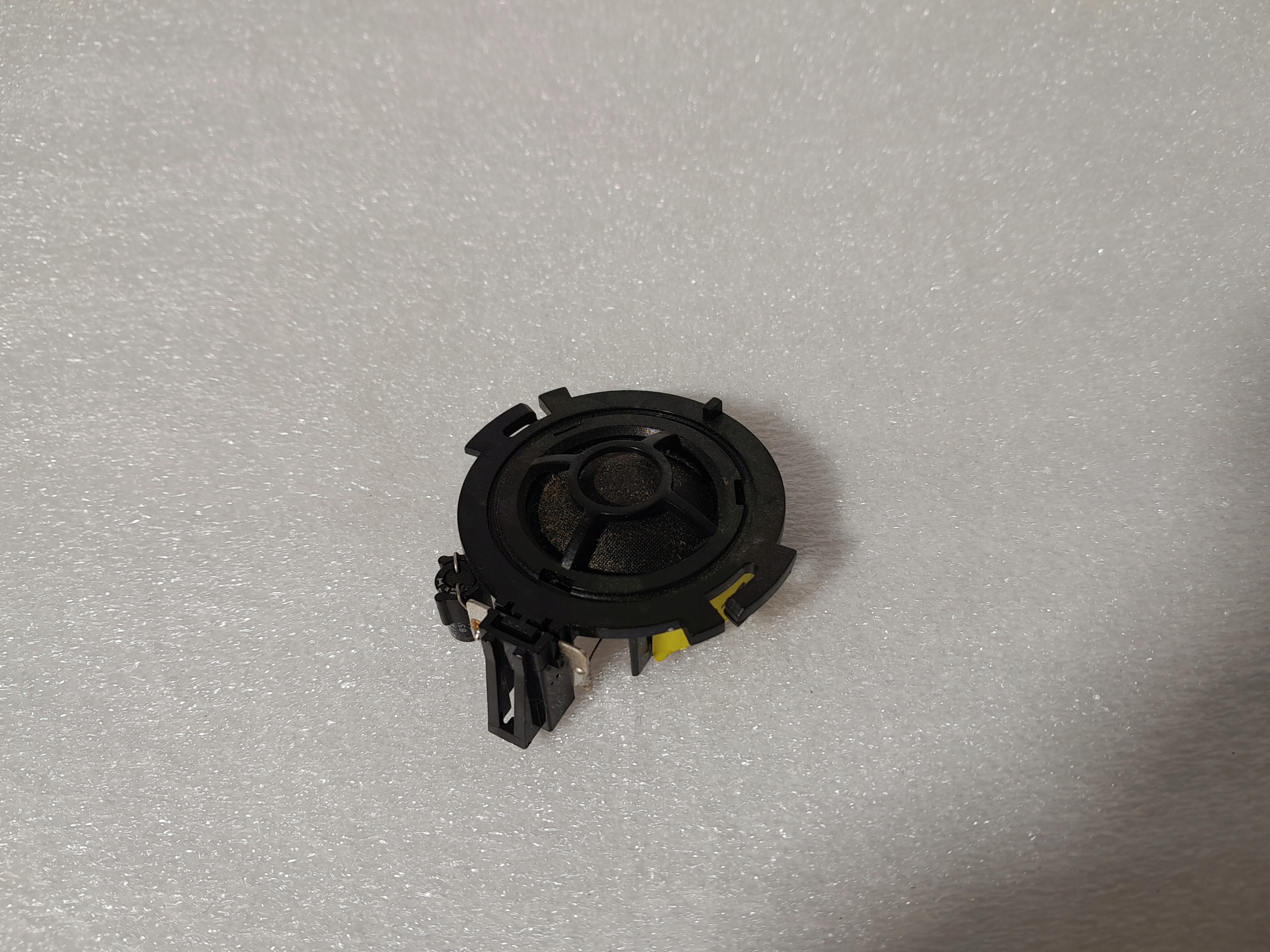 AUDI A4 B9 speaker WYSOKOTONOWY 8W5035399