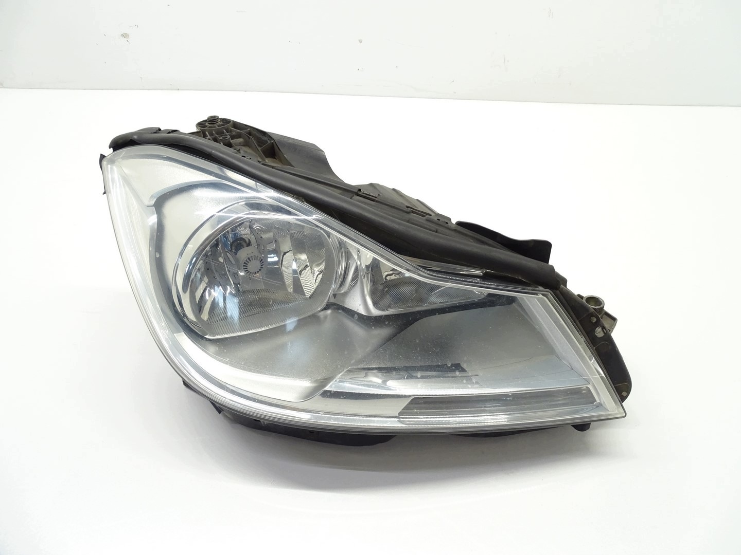 light right front right front MERCEDES W204 LIFT A2048205259 UK