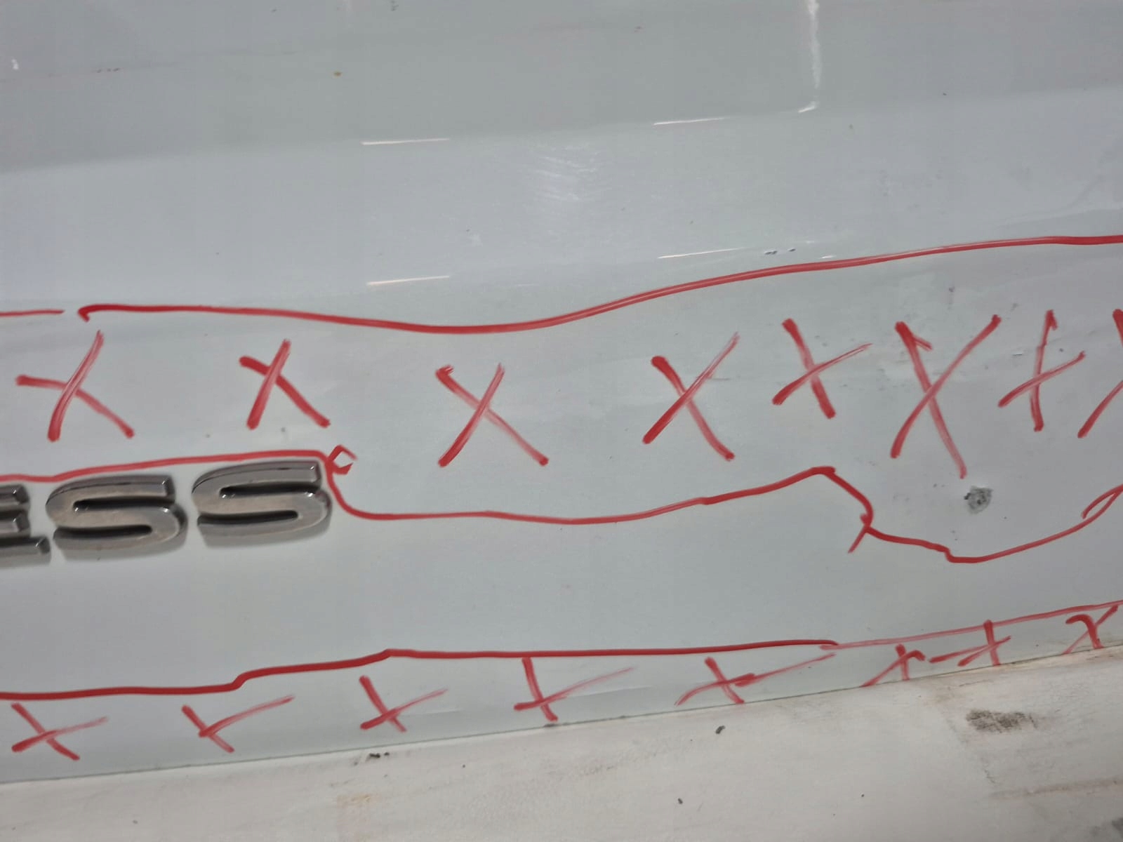 RENAULT EXPRESS 21- door left rear part rear. 901237129R