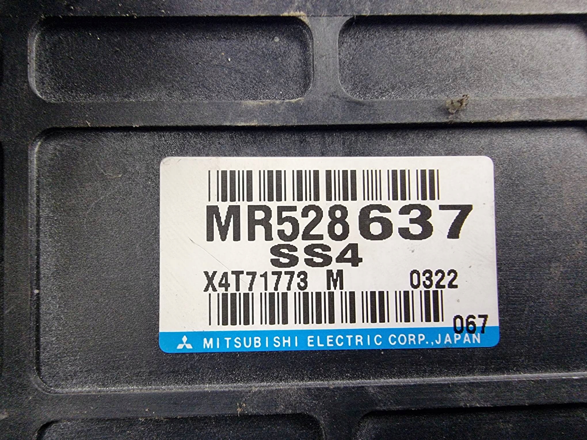 modulo MR528637 MITSUBISHI PAJERO III V80