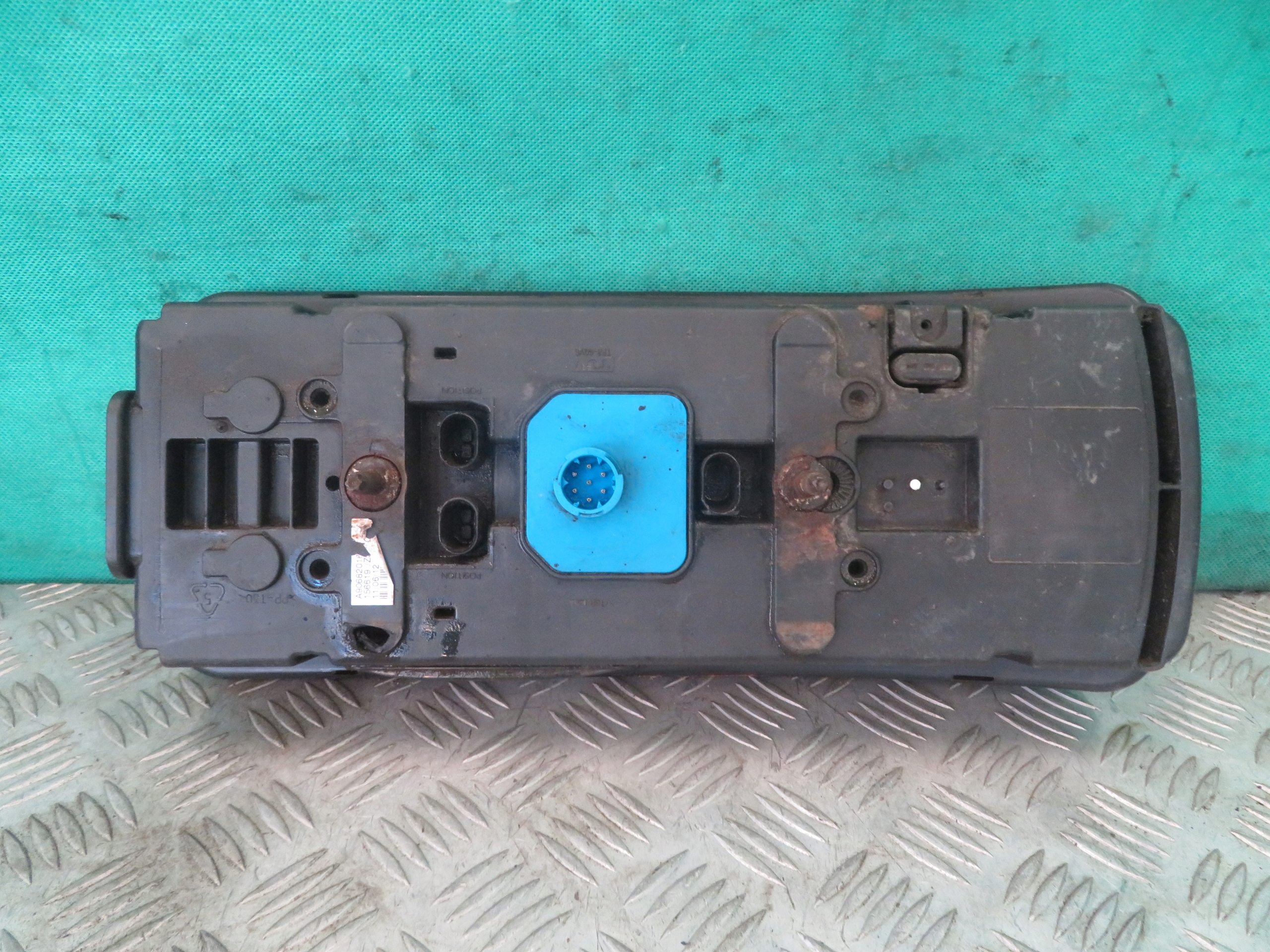 light left left rear part VOLKSWAGEN CRAFTER 12R