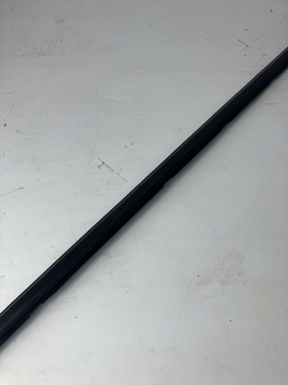 moulding dust door left front PEUGEOT 308 T9