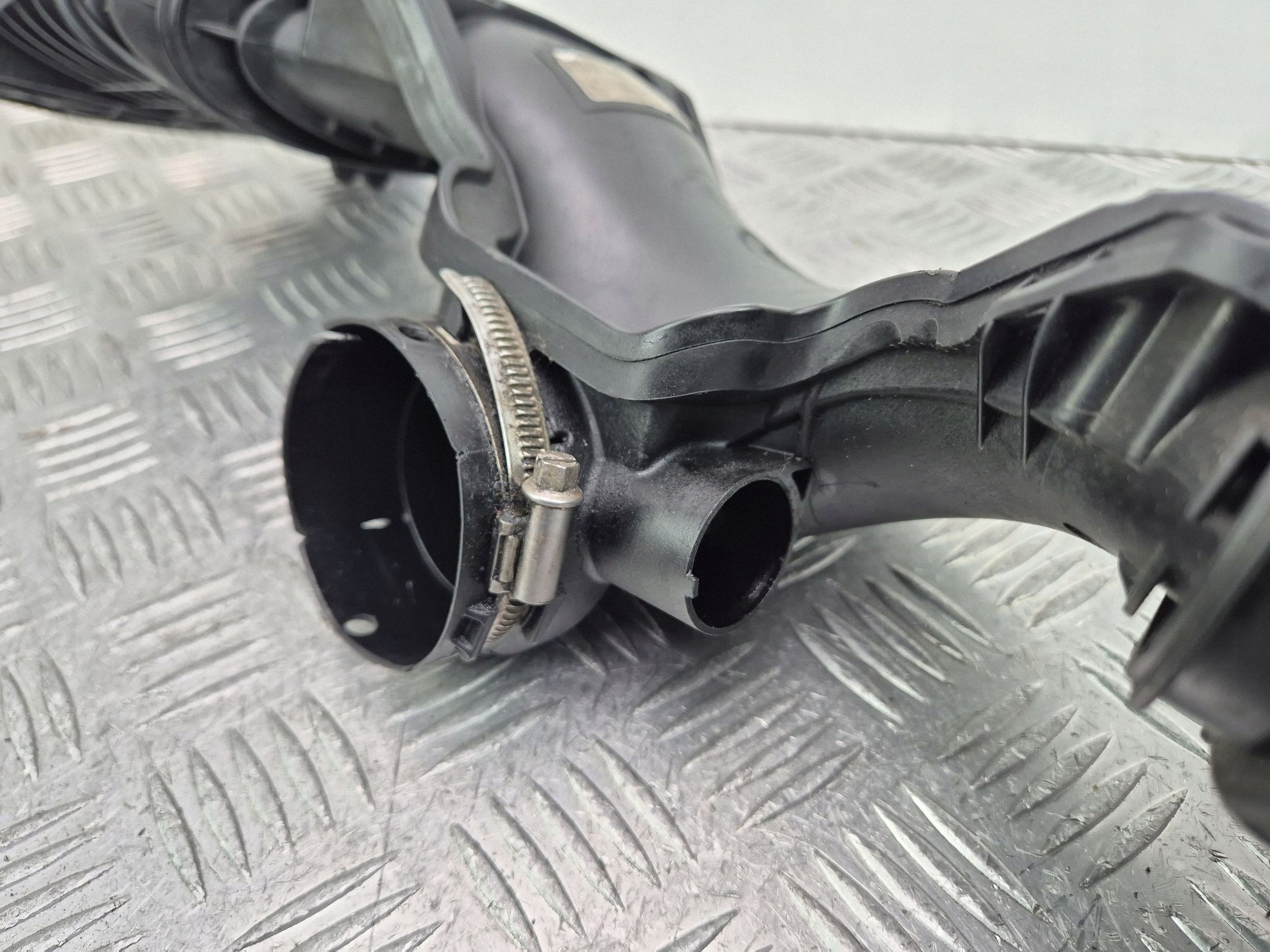 Mercedes GL350 CDI X164 flow meter A6420901642 OM642.822