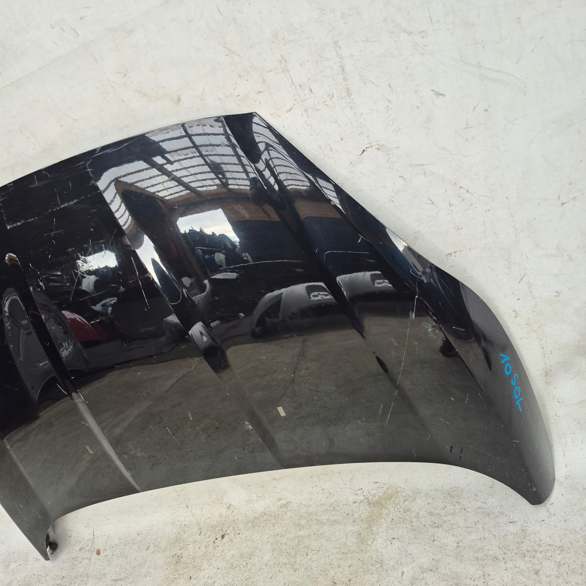 FORD FIESTA MK7 LIFT 12- Cofano